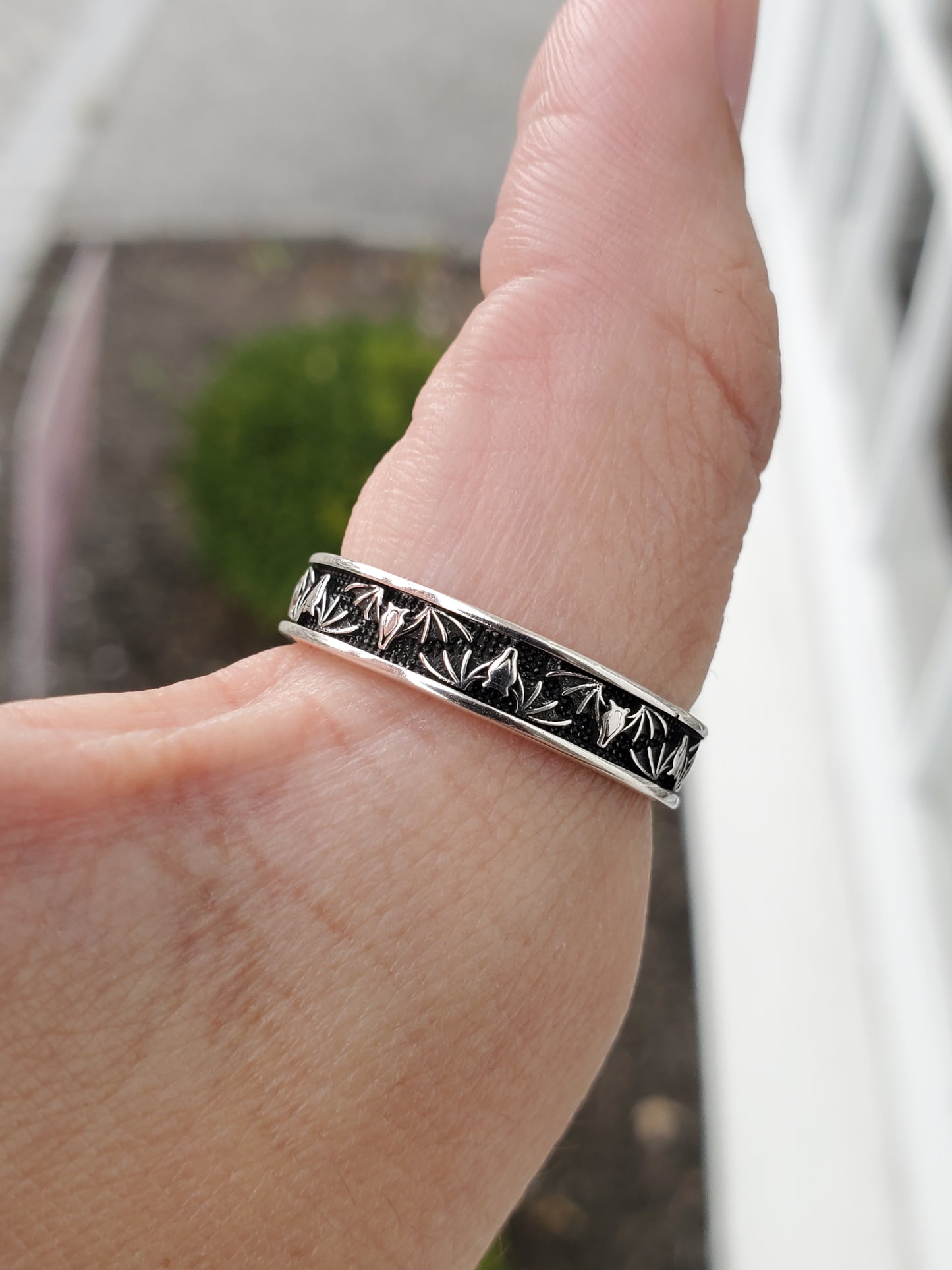 925 Sterling Silver Halloween Bats Oxydized Eternity Band Ring