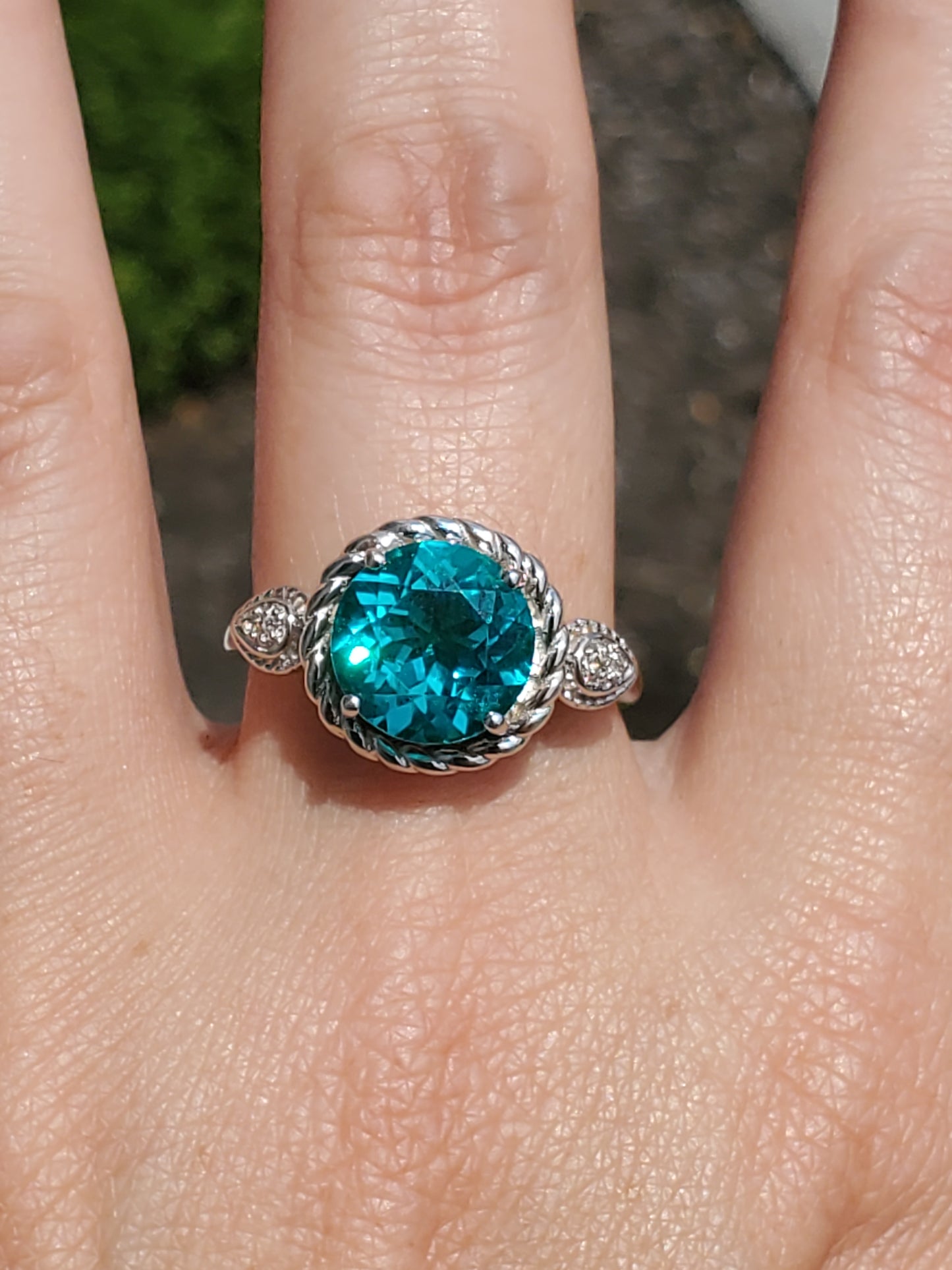 925 Sterling Silver Teal 4.0ct Zirconia Solitare Ring