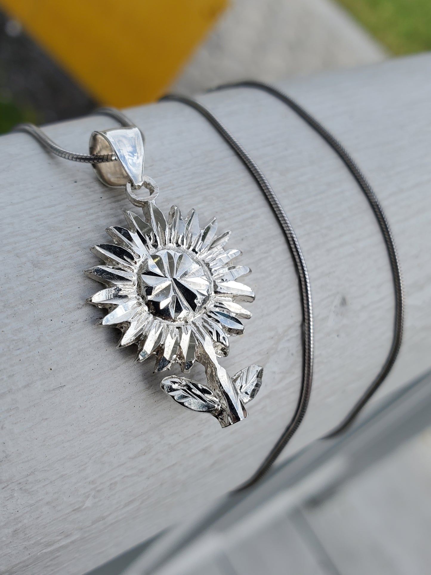 925 Sterling Silver Sunflower 🌻 Charm Pendant Necklace
