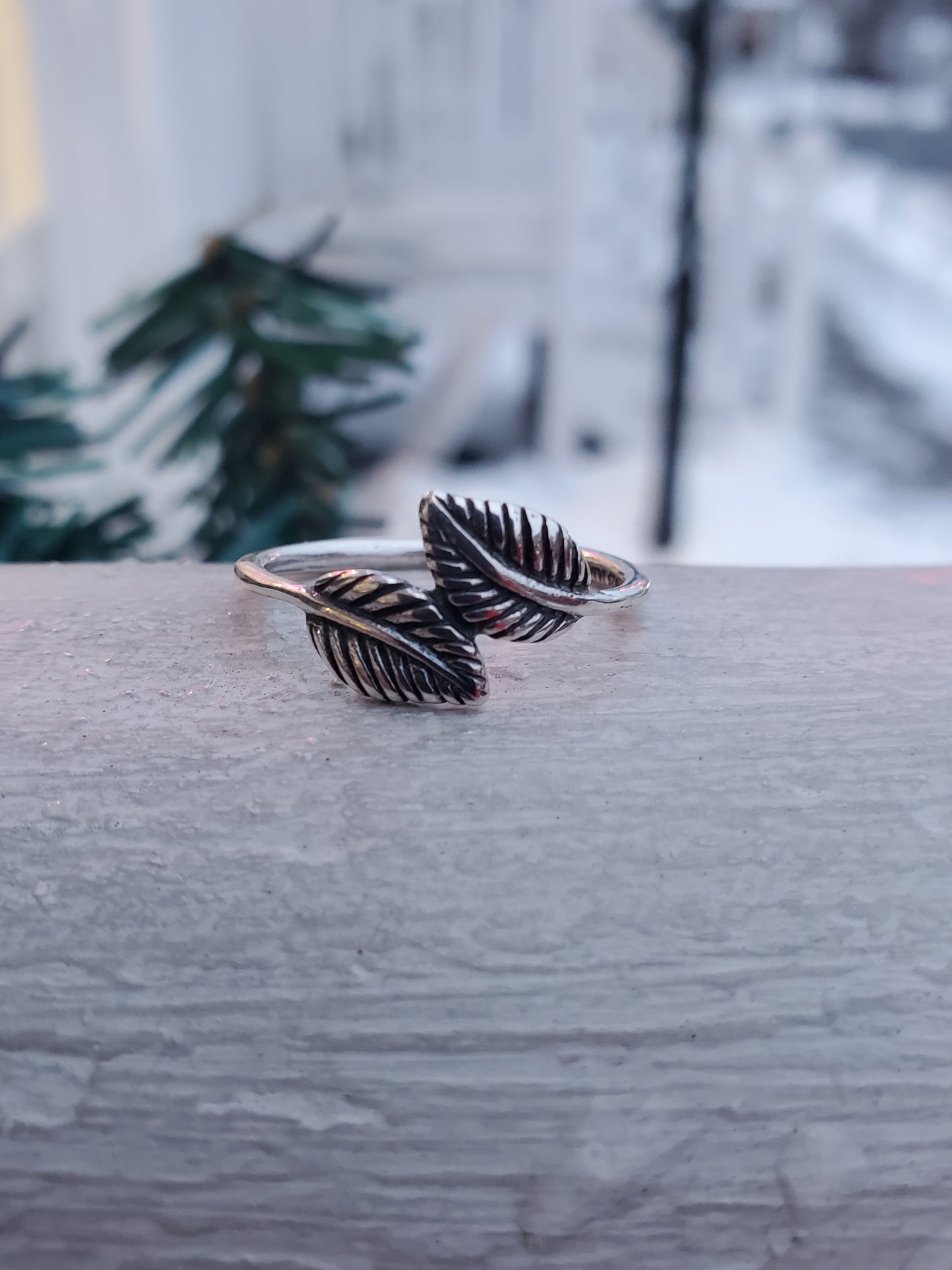 925 Sterling Silver Oxydized Fall Leaf Bypass Design Ring