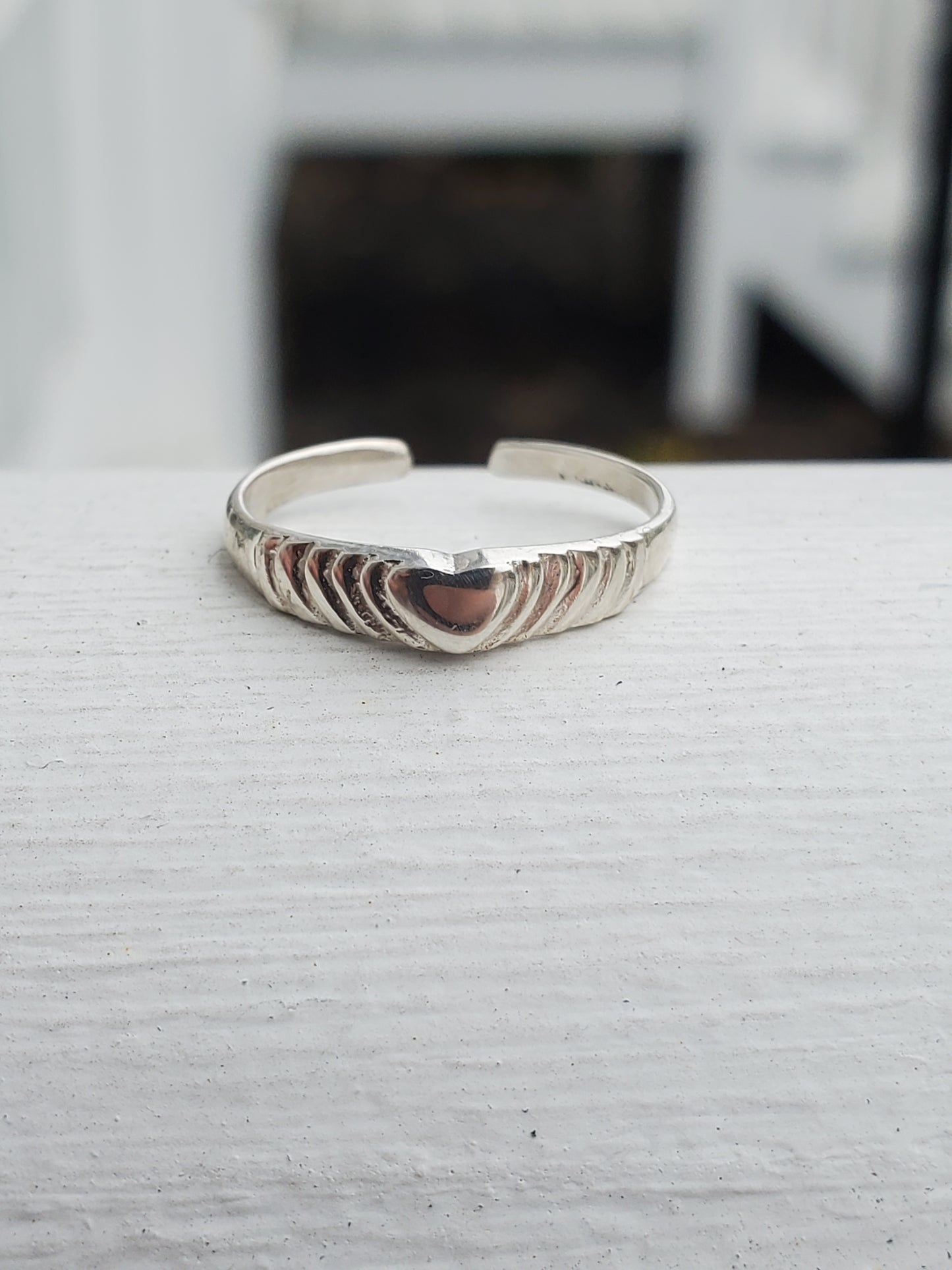 925 Sterling Silver Radiating Hearts Adjustable Toe/ Mid-Finger Ring