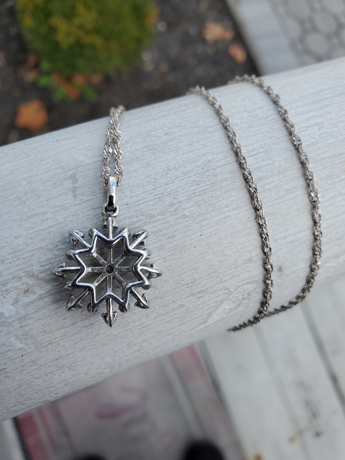 925 Sterling Silver Winter Blue Topaz Snowflake Pendant Necklace