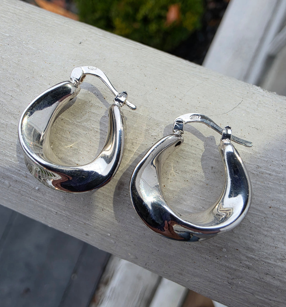 925 Sterling Silver Hi-Polish Twisted 20mm Hoop Earrings
