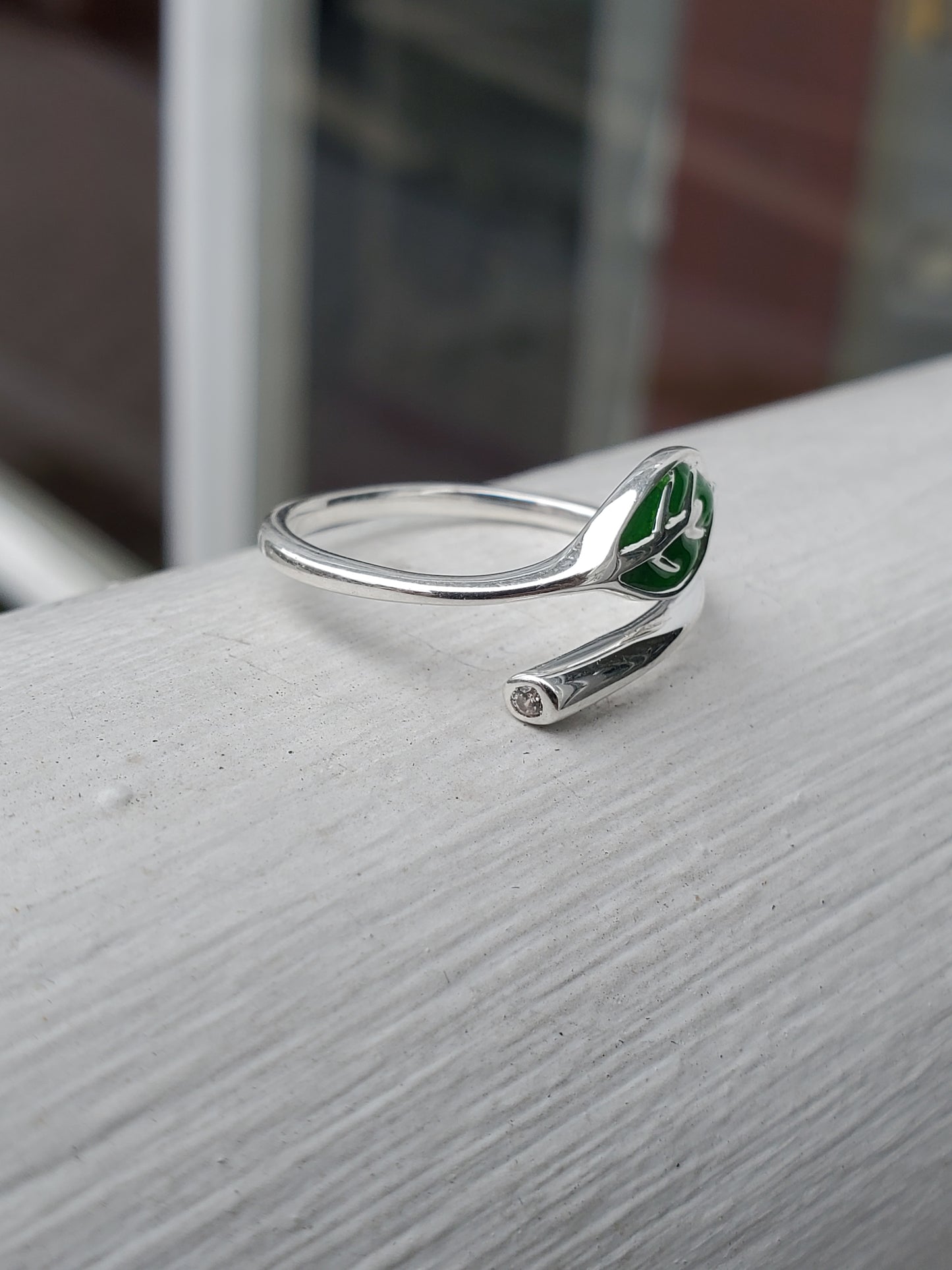 925 Sterling Silver Green Enamel Leaf Ring Nickel Free