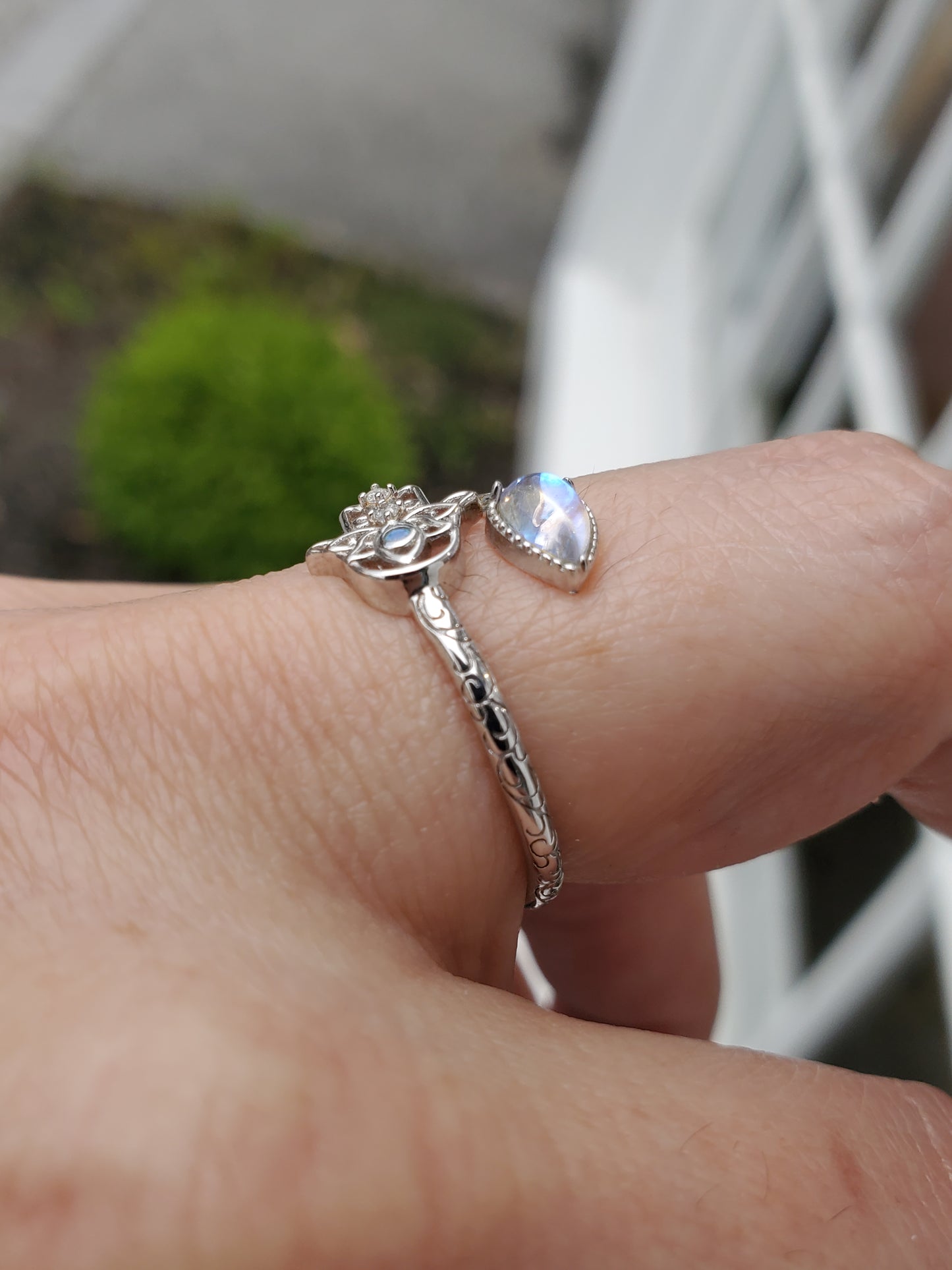 925 Sterling Silver Ladies Hamsa Opalite Bypass Filagre Ring