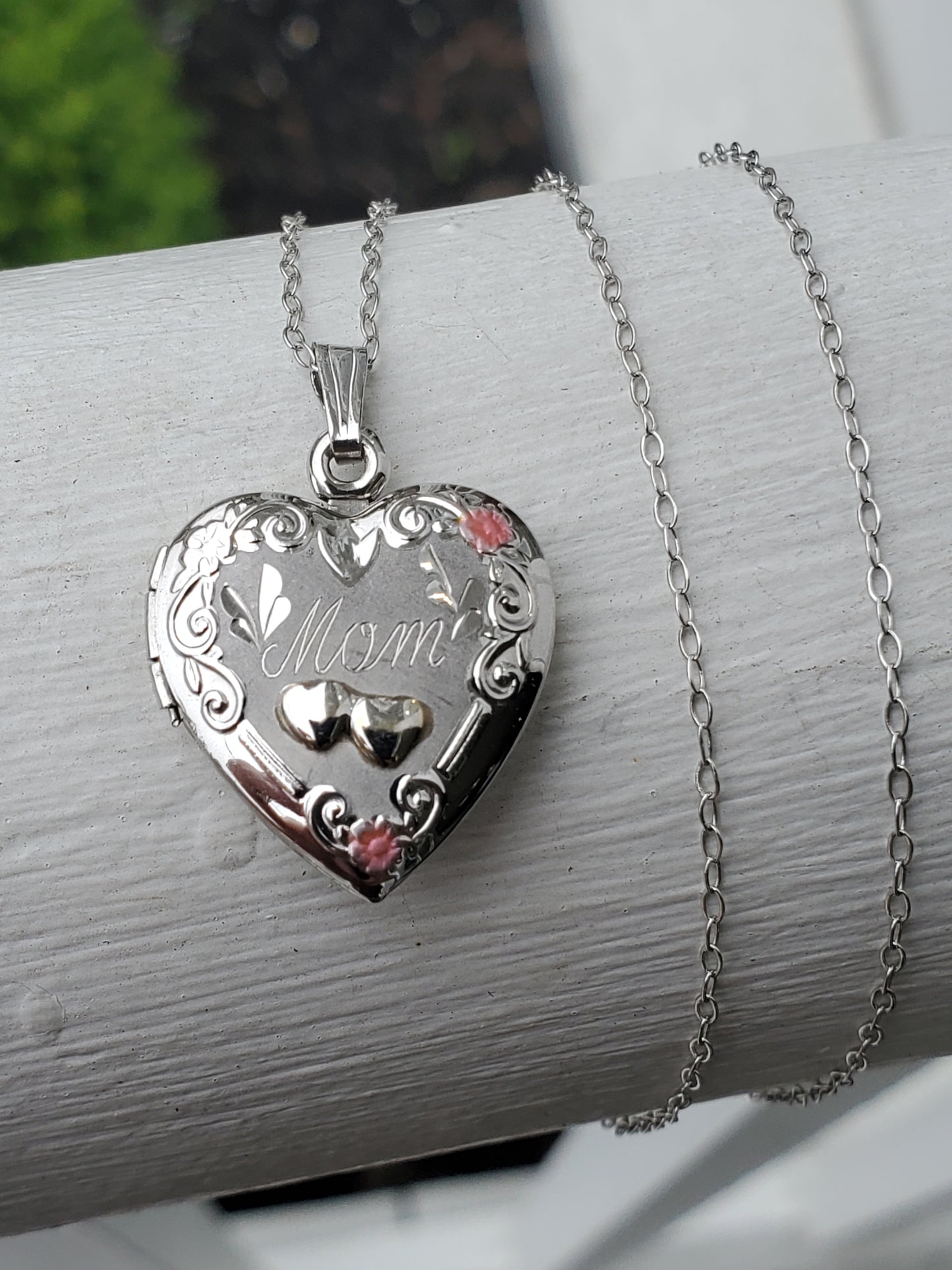 925 Sterling Silver Ladies Mom Double Heart Flower Locket Charm Necklace