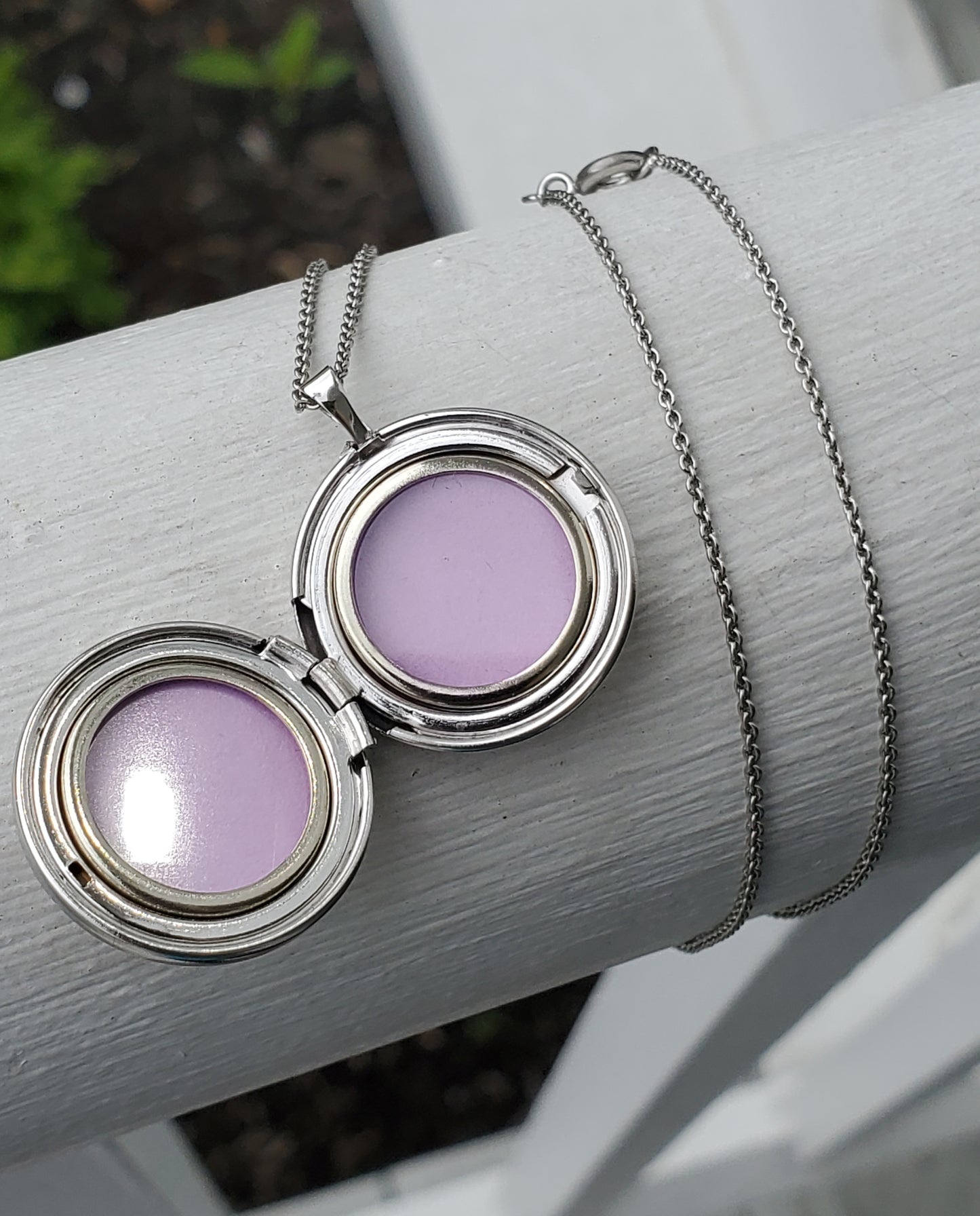 925 Sterling Silver Daisy / Sunflower Locket Necklace