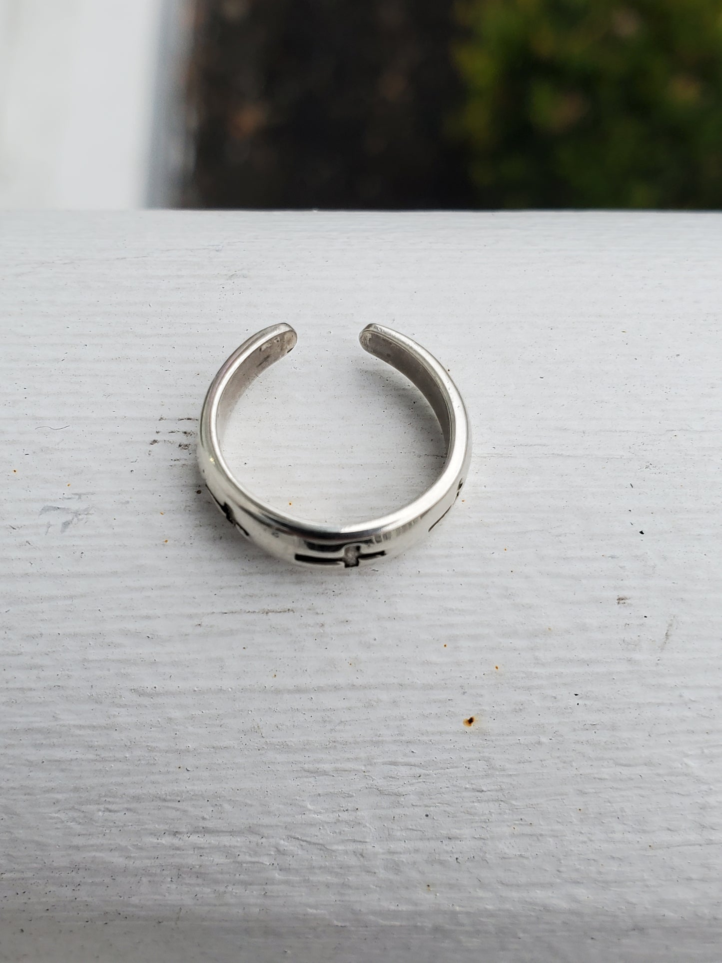 925 Sterling Silver Cross Adjustable Toe/ Mid-Finger Ring