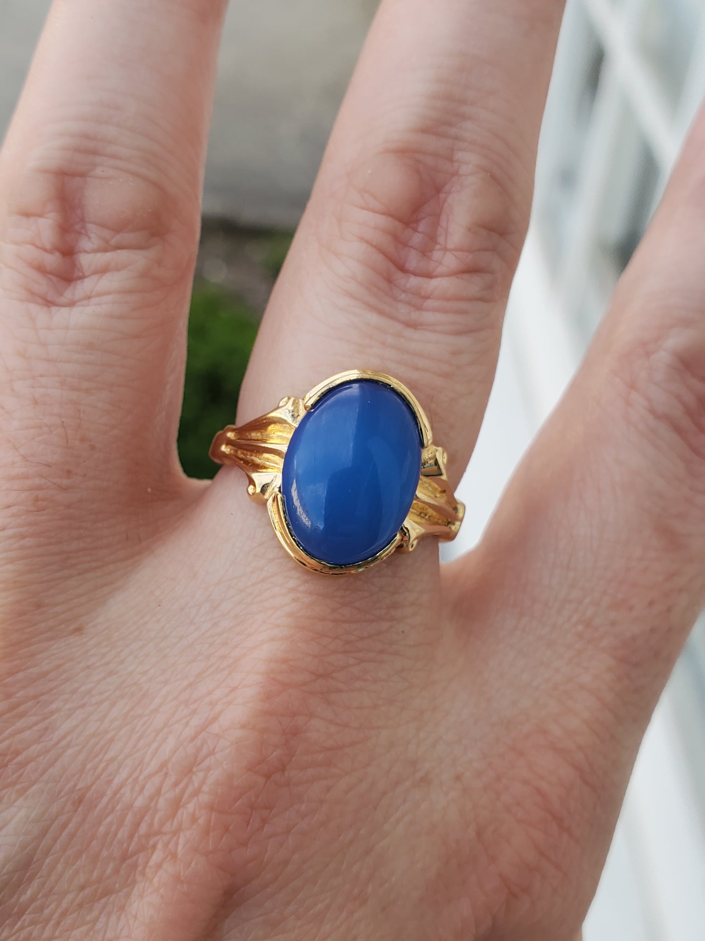 925 Sterling Silver Vermeil Blue Chalcedony Oval Solitare Ring