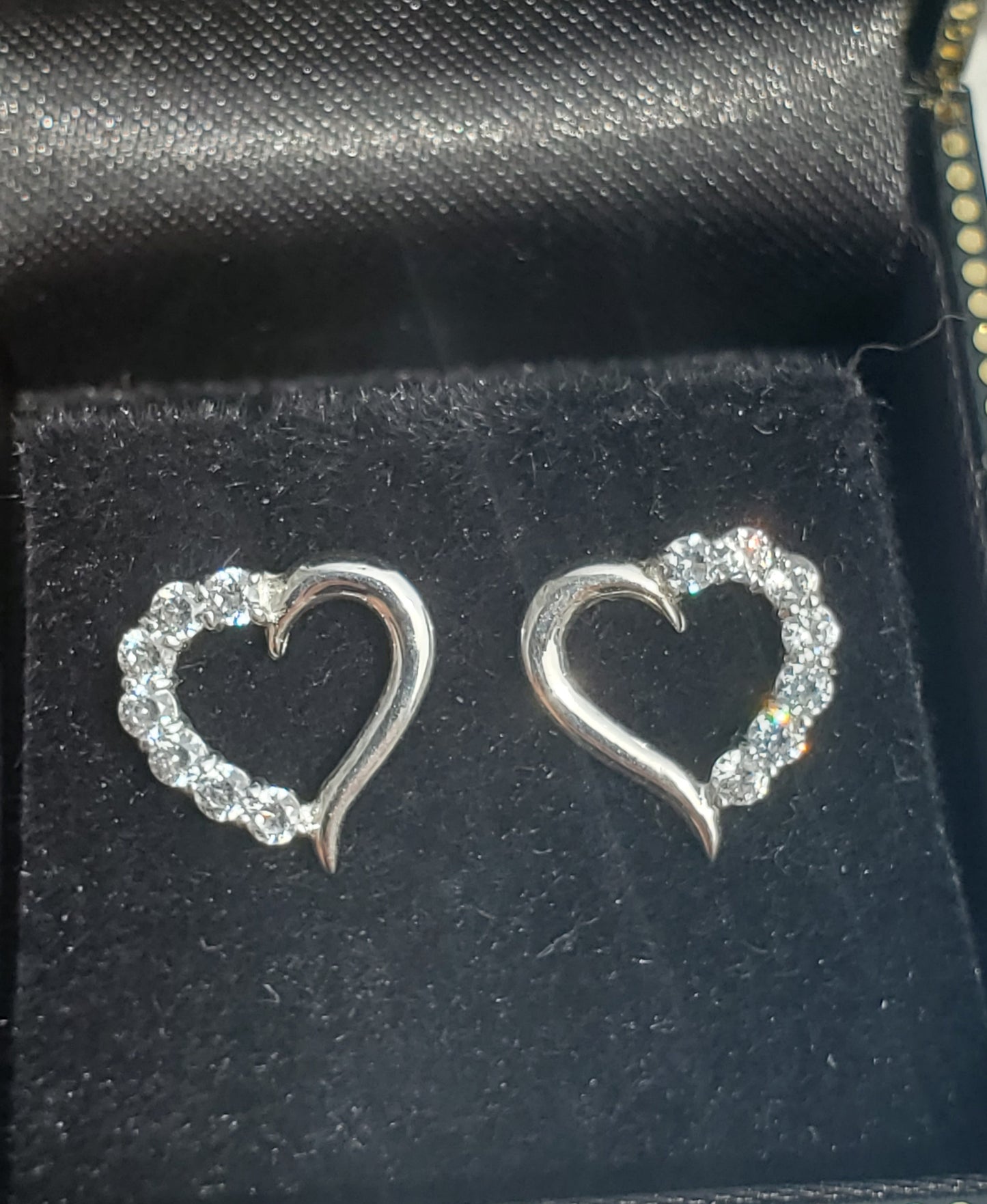 14k Solid White Gold Ladies Open Heary Zirconia Stud Earrings