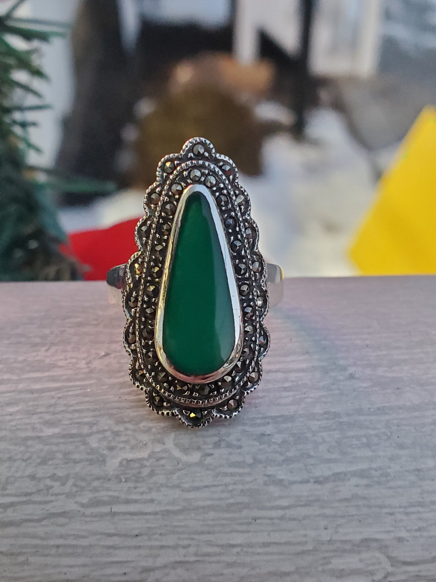 925 Sterling Silver Custom Cut Green Onyx & Marcasite Ring Size 8