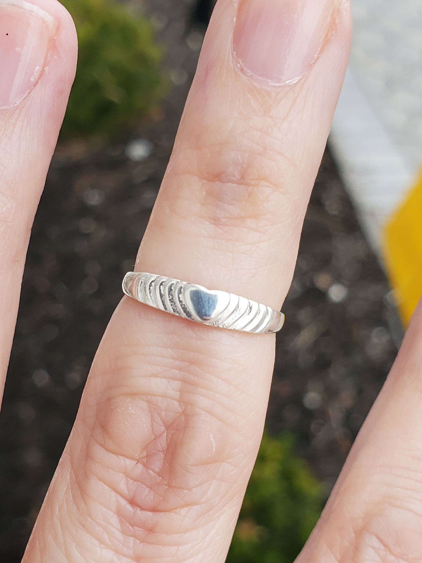 925 Sterling Silver Radiating Hearts Adjustable Toe/ Mid-Finger Ring