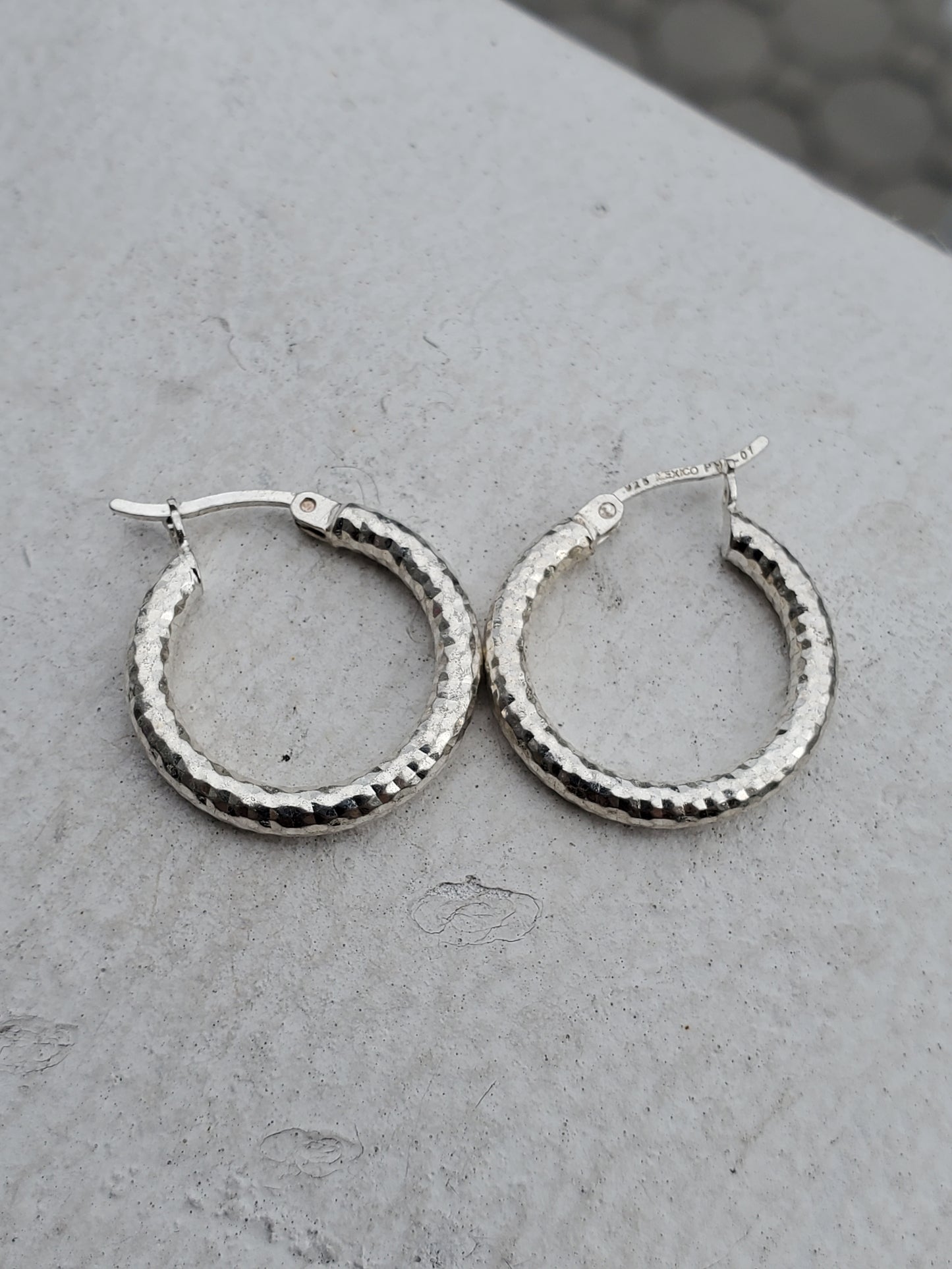 925 Sterling Silver Sparkling Prism Cut Hoop Earrings