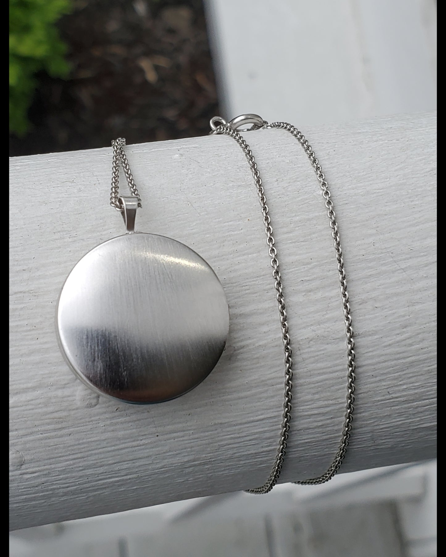925 Sterling Silver Daisy / Sunflower Locket Necklace