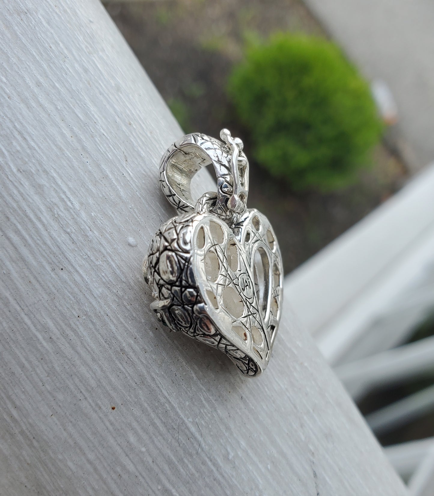 925 Sterling Silver & 14k Gold Designer John Hardy JAI Alligator Crocodile Head Heart Charm Pendant