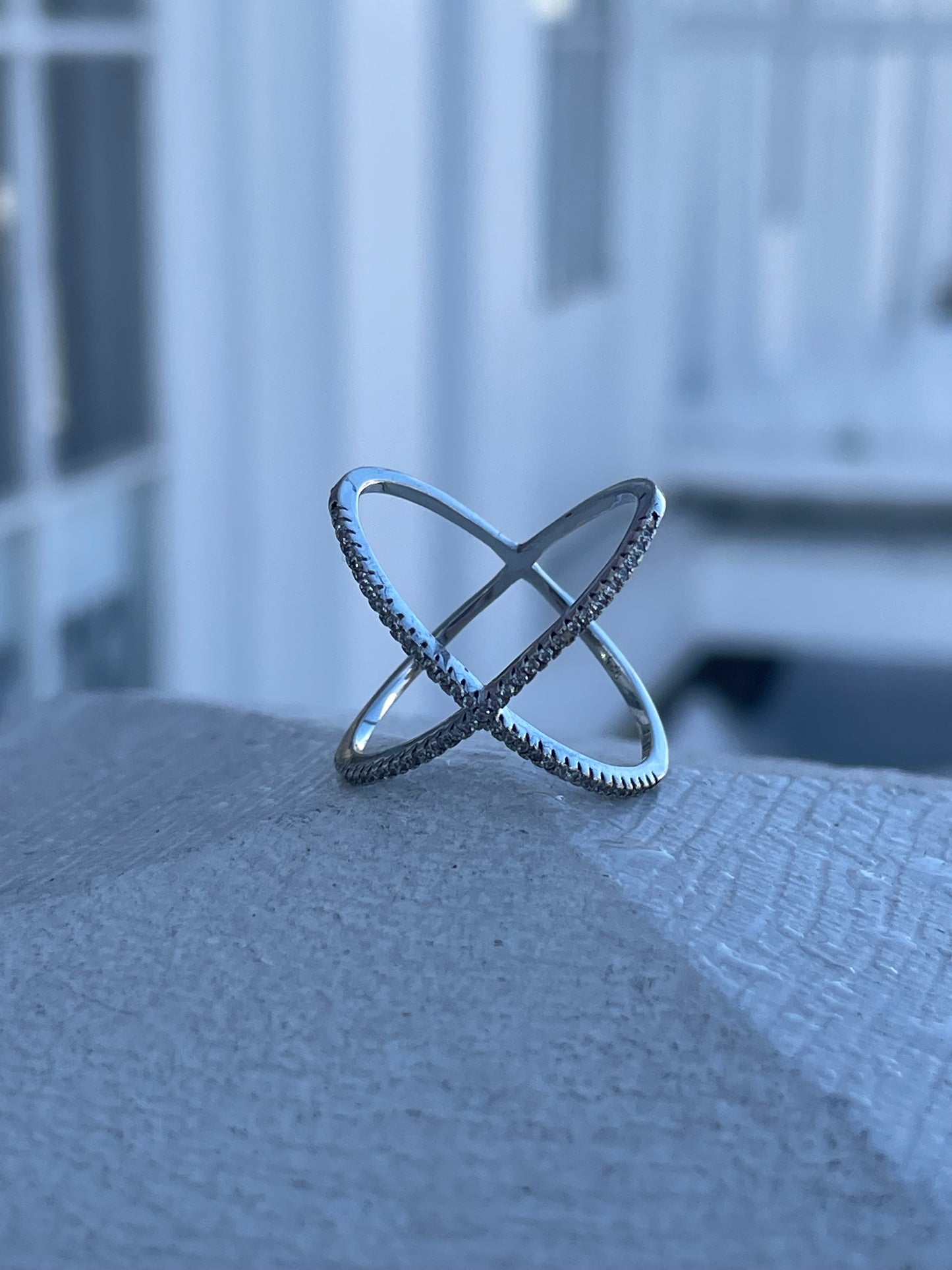 925 Sterling Silver Classic Cz Crossover Band Ring