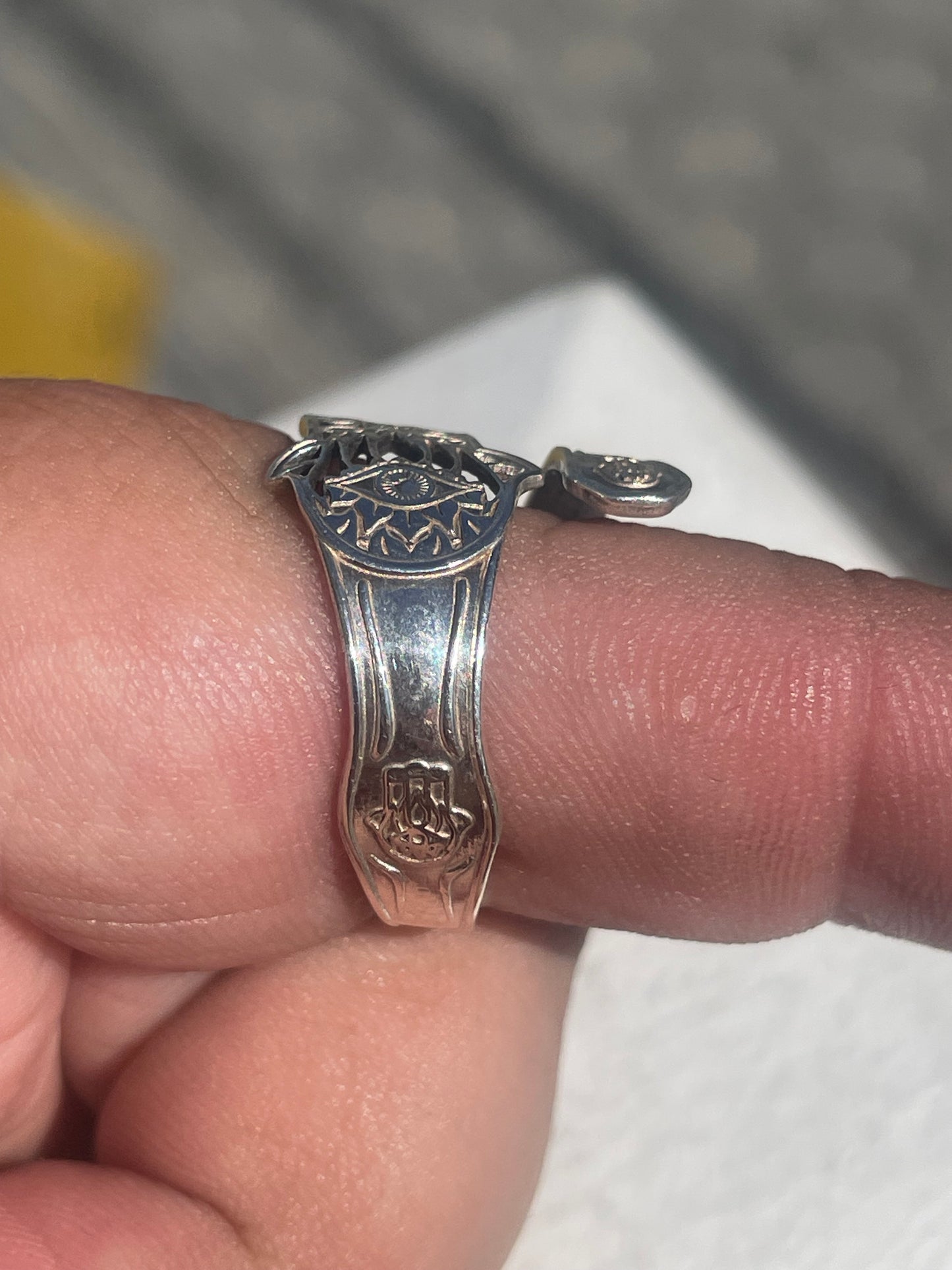 Alex and Ani 925 Sterling Silver Wraparound Hamsa Ring