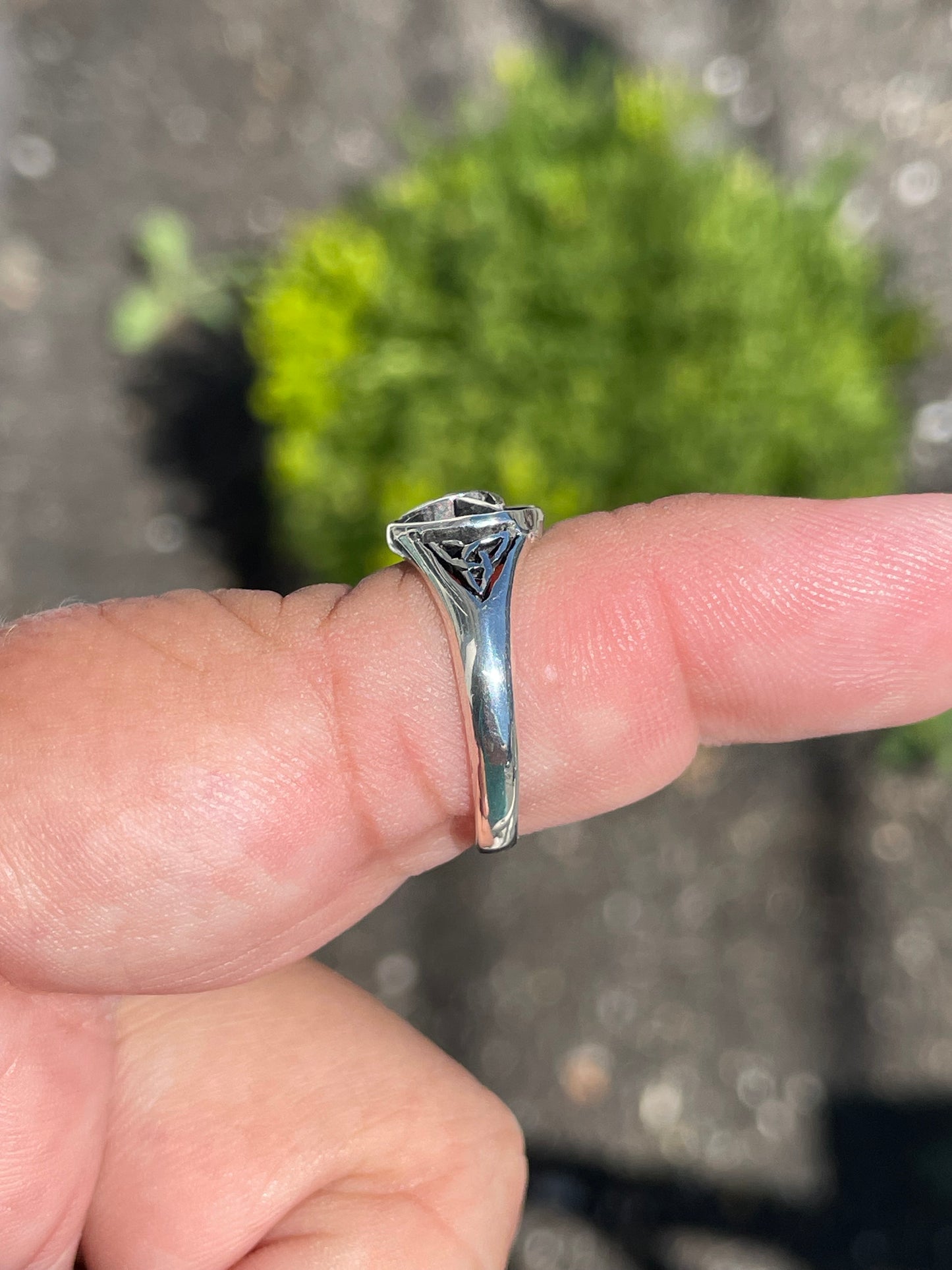 925 Sterling Silver Trinity Celtic Knot Band Ring