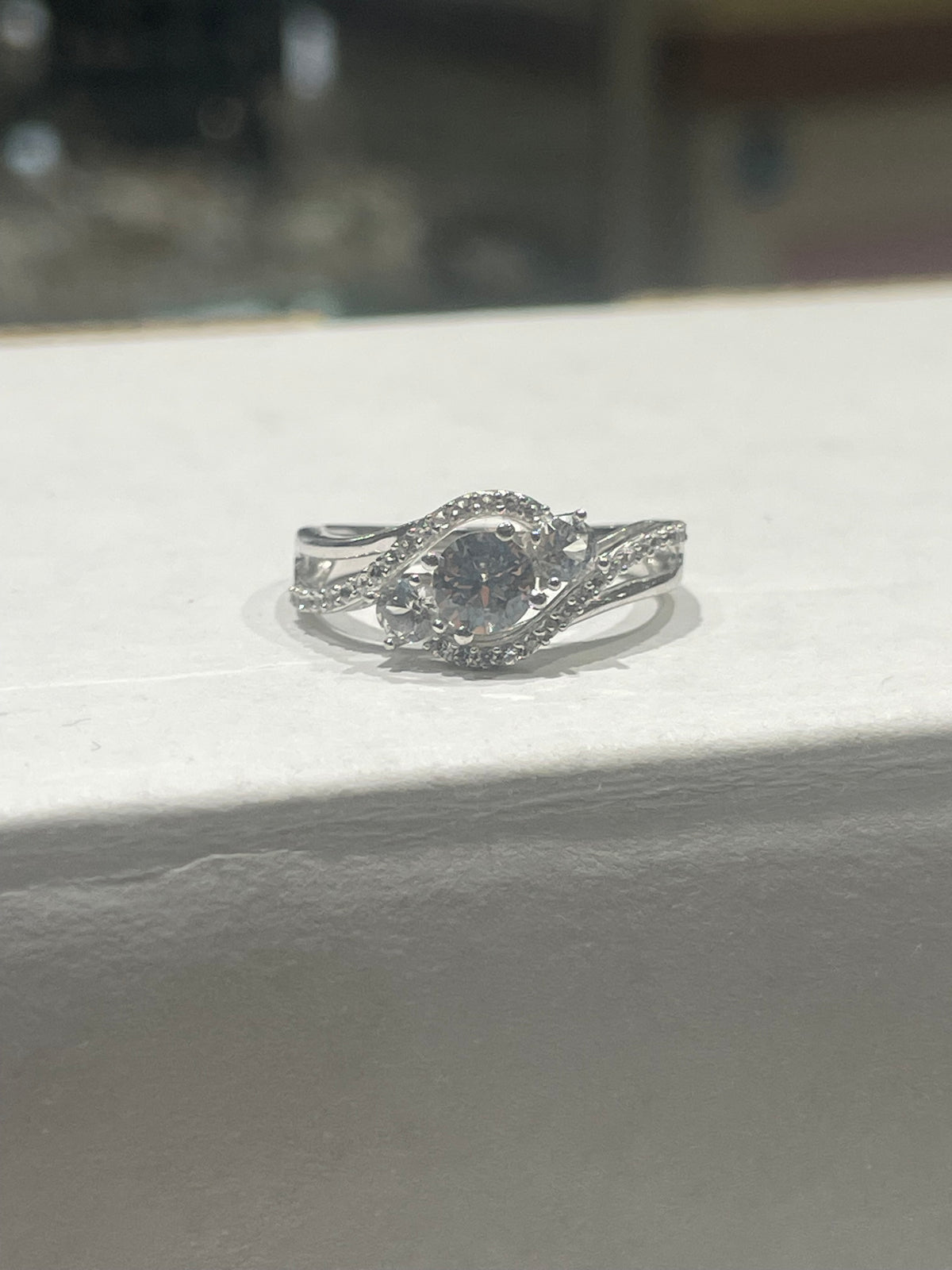 925 Sterling Silver Clear Zirconia Infinity Love Ring