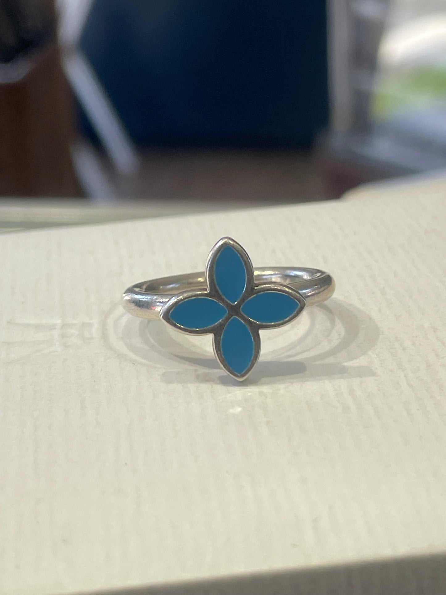 Retired Pandora Size 8 Sterling Silver Blue Enamel 4 Petal Flower Ring 190142EN01