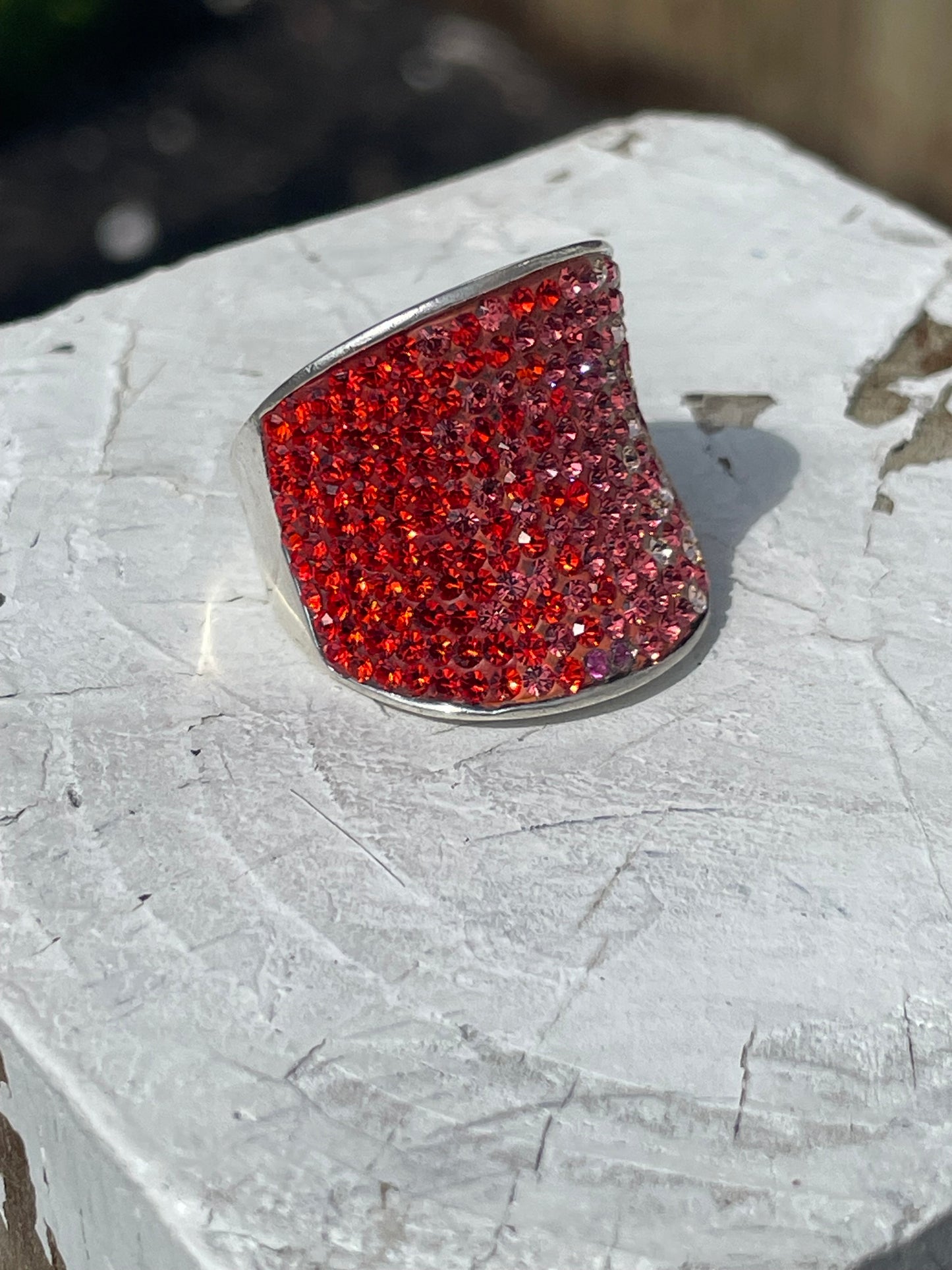 925 Sterling Silver Convex Shades of Red Crystal Ring