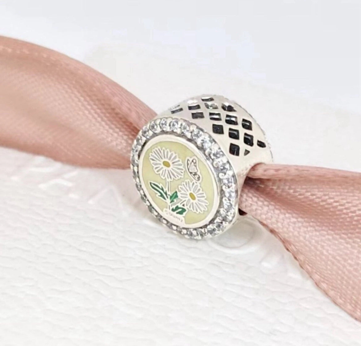 Pandora Disney Parks Exclusive Charm Mickey Flower & Garden Show 2023 Retired