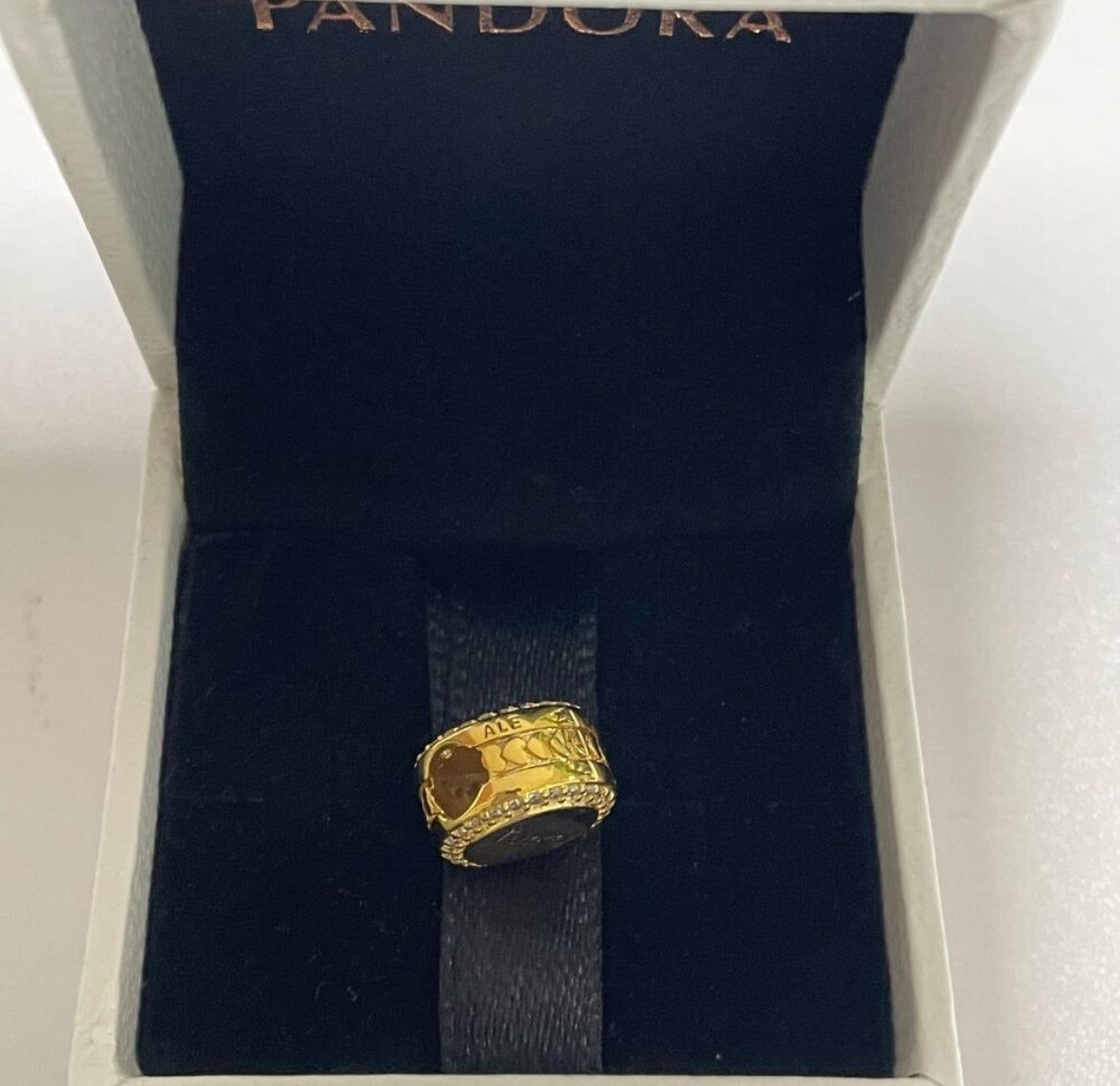 Pandora Country of Ghana Exclusive Shine Gold Round Signet Flag Charm