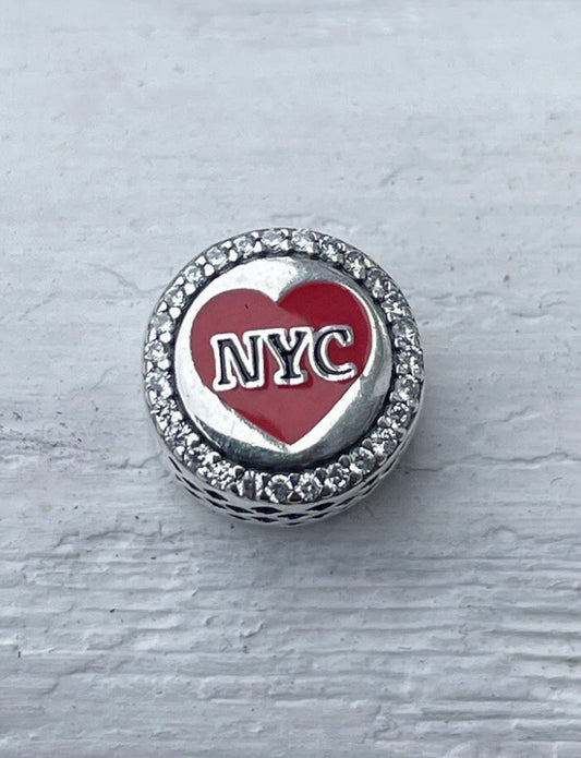 Pandora New York City
Exclusive Heart NYC Reversible Signet Travel Charm