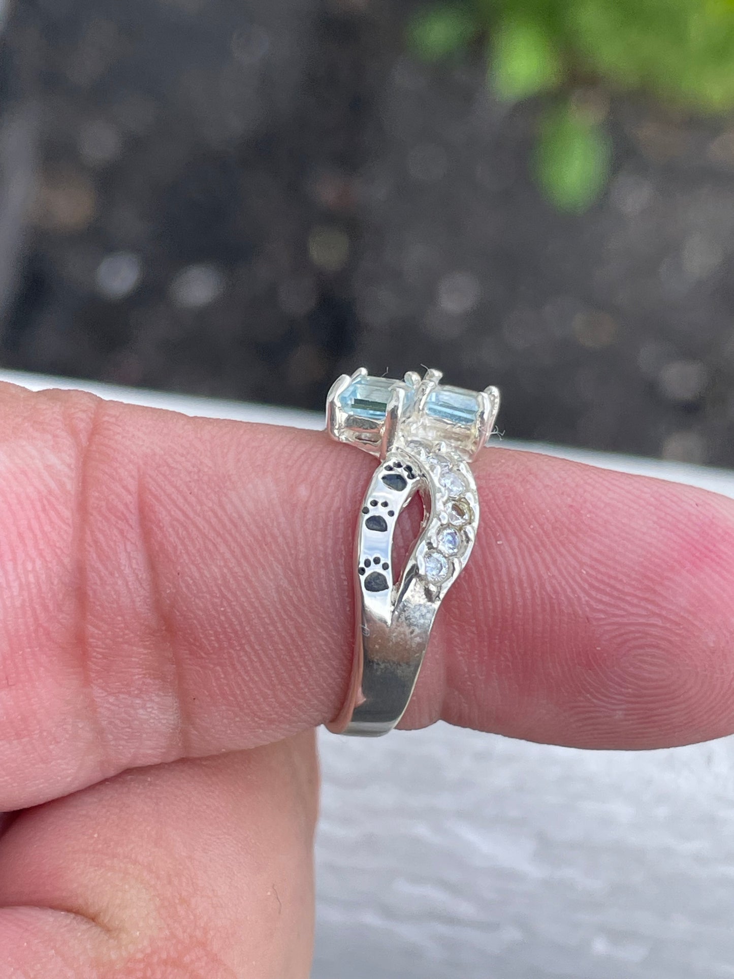 925 Sterling Silver Aquamarine & Cz Cross over Paw print Ring
