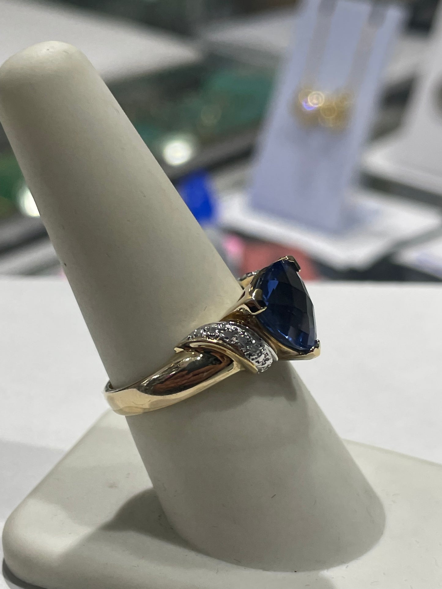 Sterling Silver Vermeil Trilliant Tanzanite Stone Classic Statement Ring Size 8