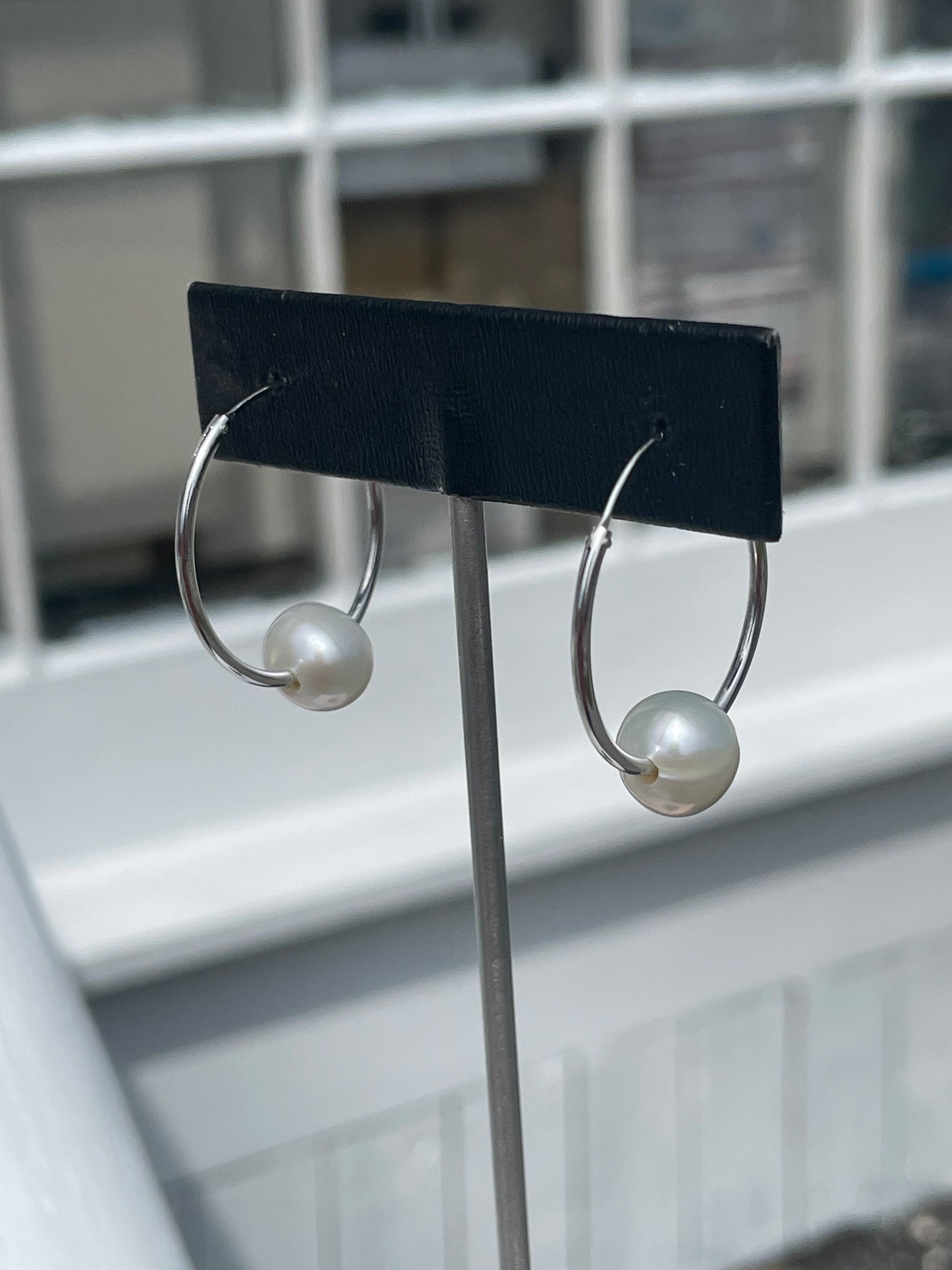 925 Sterling Silver Pearl Charm Hoop Earrings