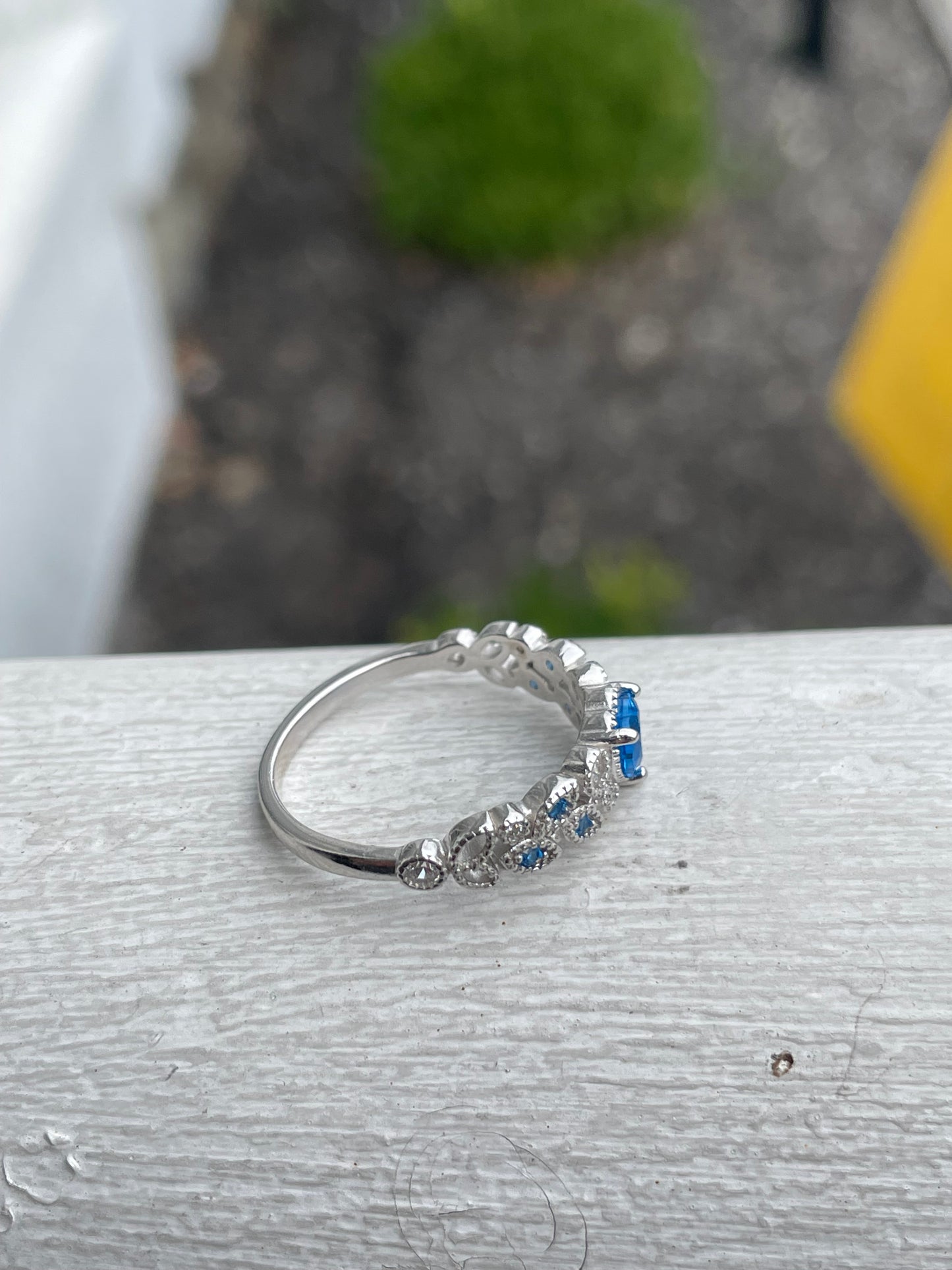 925 Sterling Silver Blue Topaz Crystal Wreath Ring Size 9