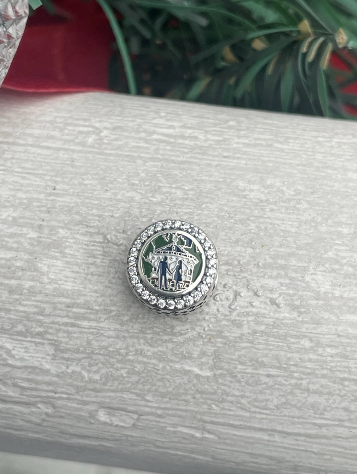 Pandora Pennsylvania Exclusive Peddler’s Village Round Signet Charm