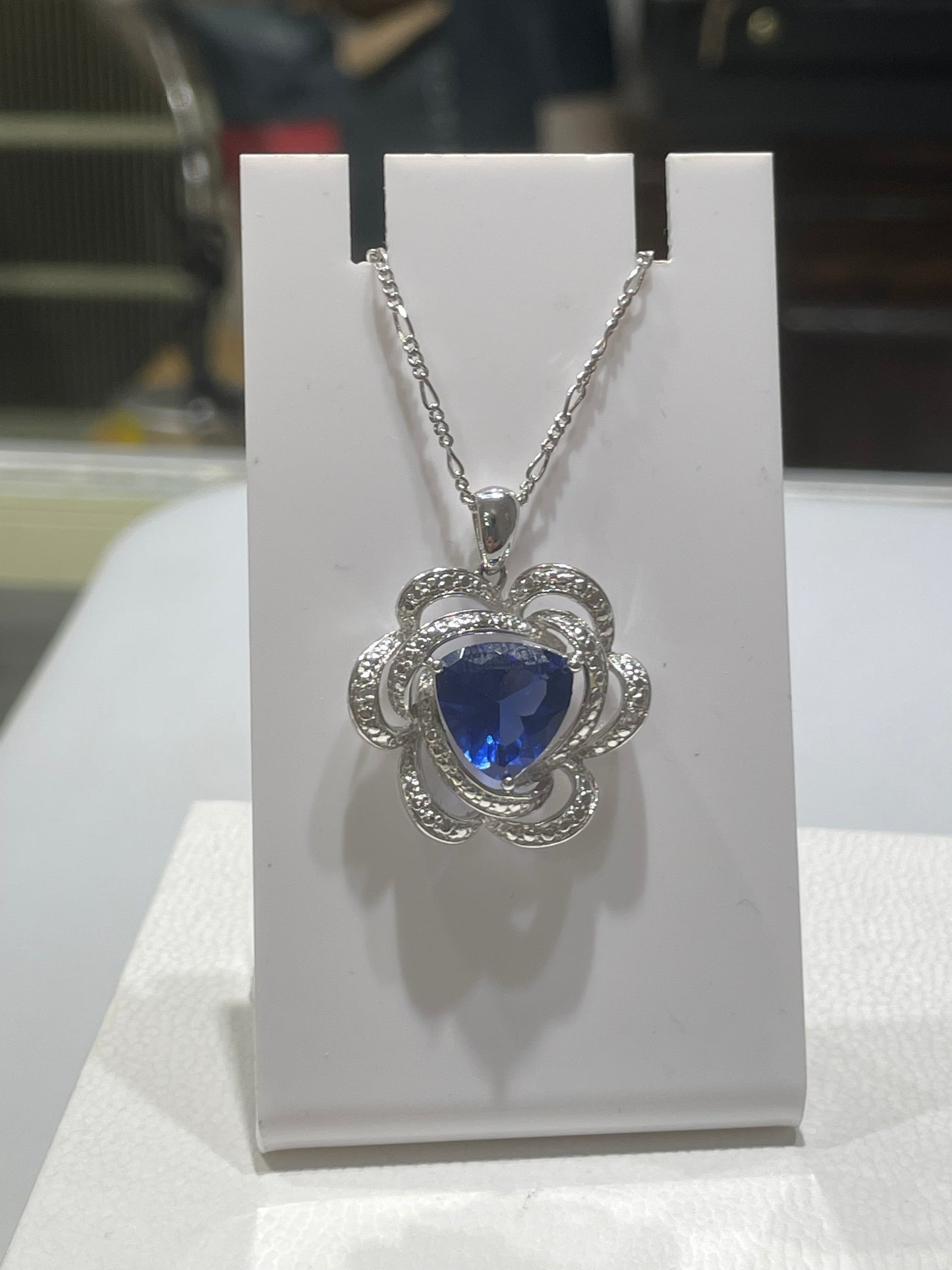 925 Sterling Silver Cushion Cut Simulated Sapphire & Zirconia Blooming Rose Necklace