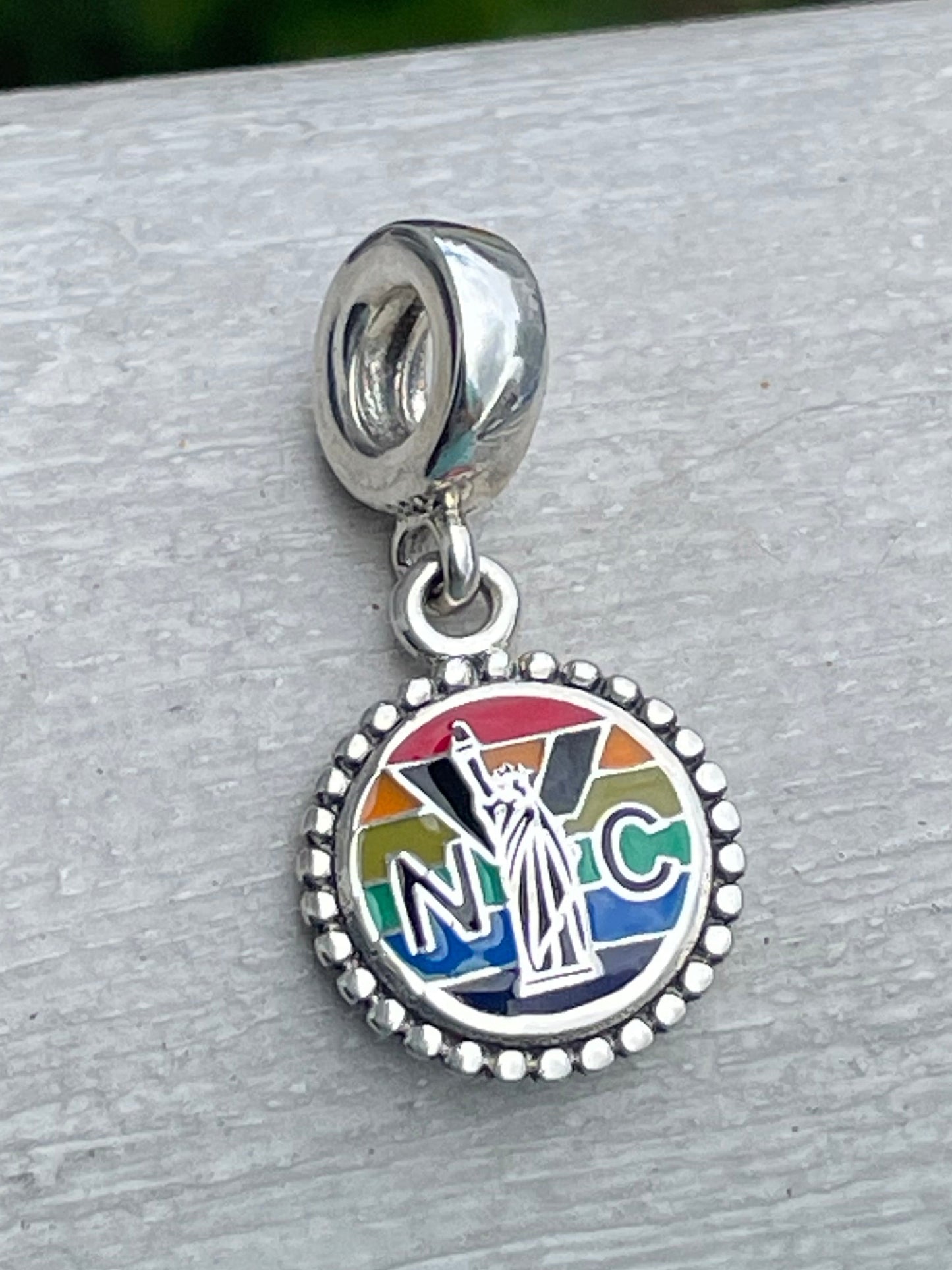 PANDORA New York City NYC Exclusive Gay Pride Dangle Moments Charm