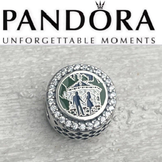 Pandora Pennsylvania Exclusive Peddler’s Village Round Signet Charm