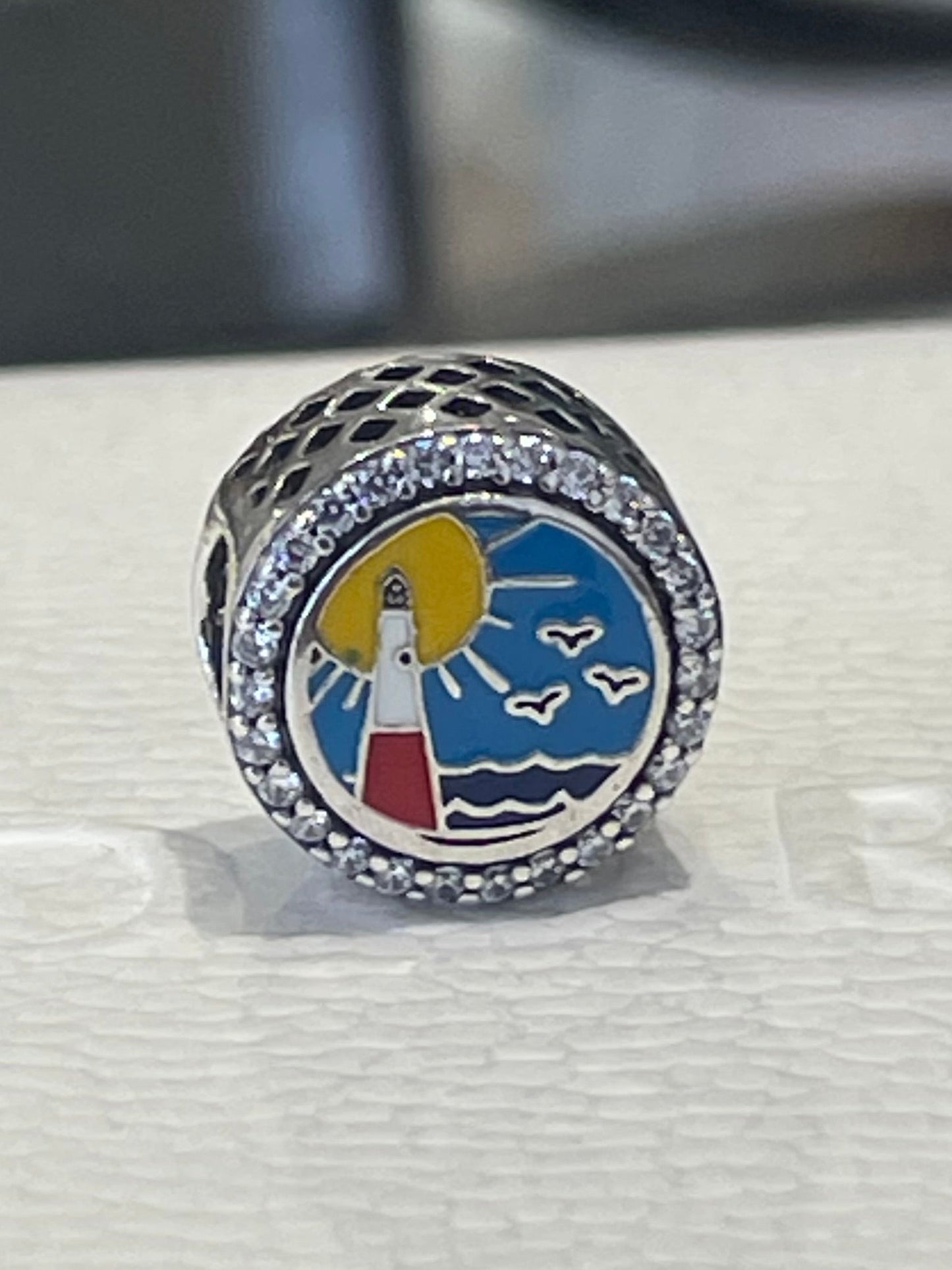 Pandora New York State Exclusive Long Island Travel Round Signet Charm
