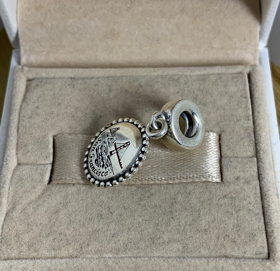 Pandora City of San Francisco Exclusive Dangle Moments Charm