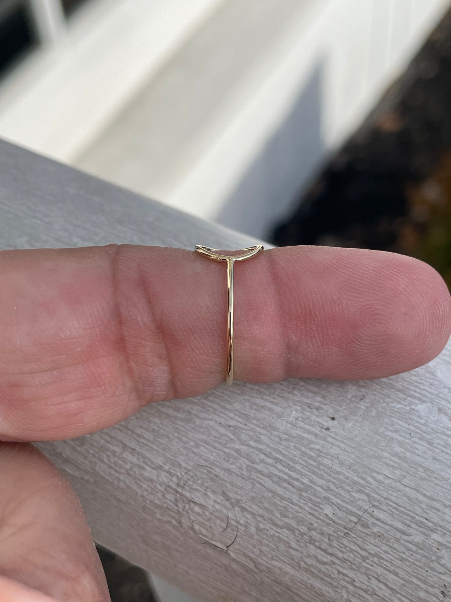 14k Gold Open Circle Lightweight Comfort Ring Size 7
