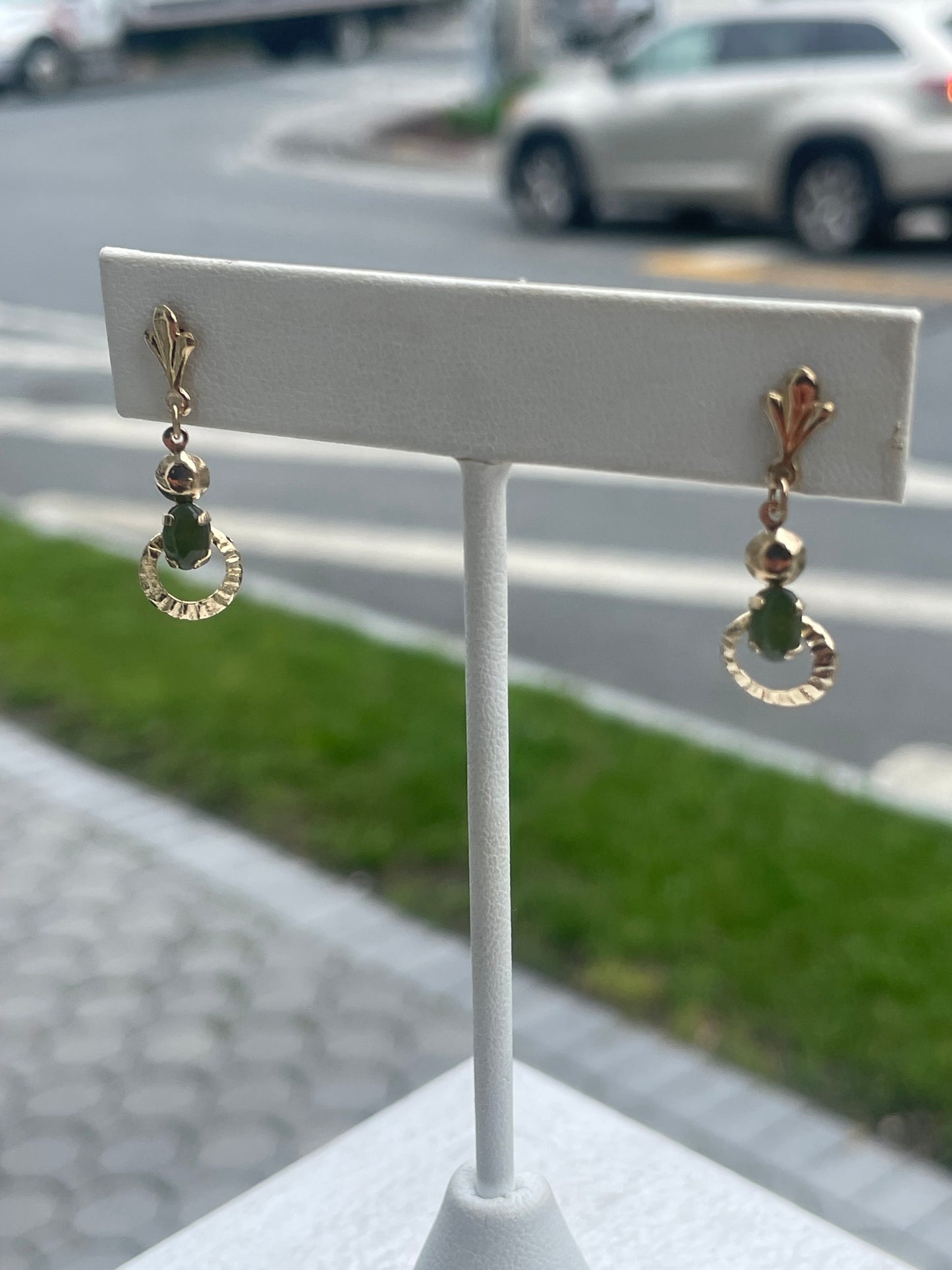 Vintage 1970’s Nephrite Jade Dangle Earrings
