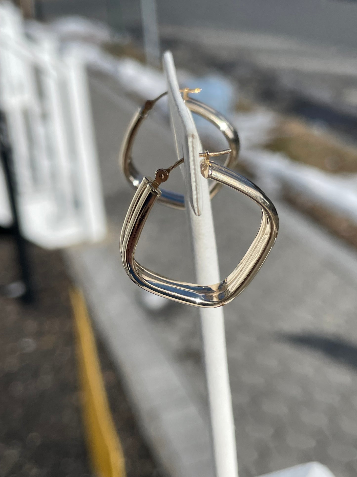 14k Gold Rounded off Square Hoop Earrings