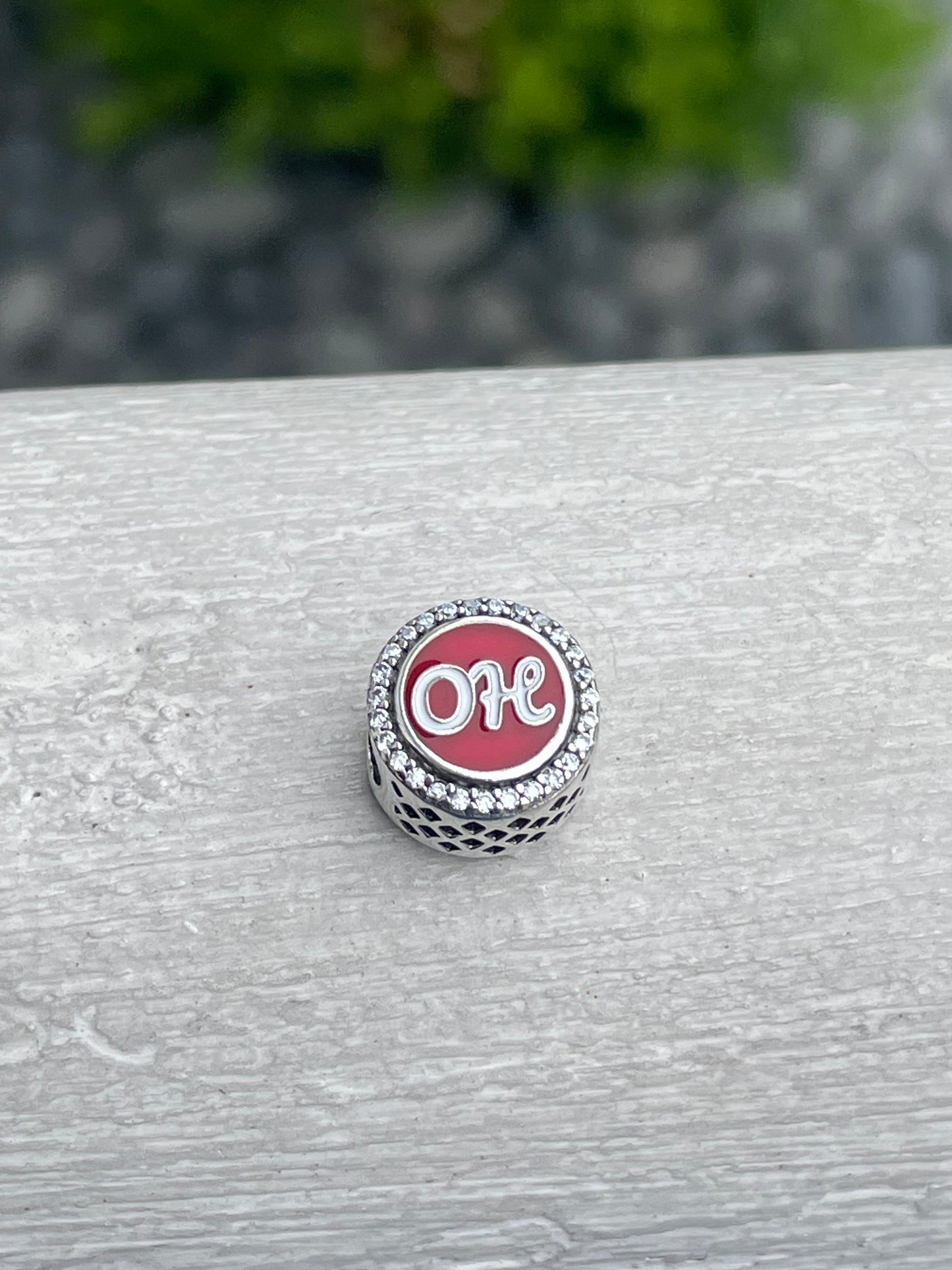 Pandora Ohio State Exclusive Travel Signet Round Charm