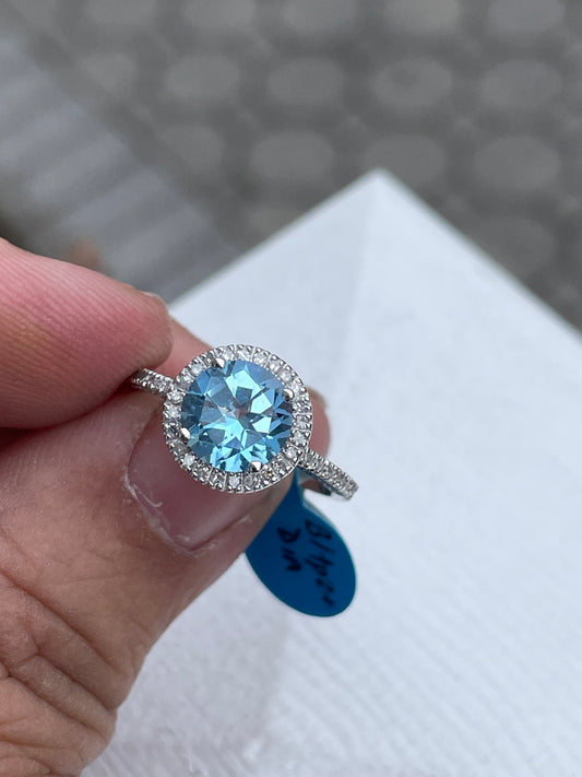 10k White Gold Sky Blue Topaz & Diamond Solitaire Ring Size 7