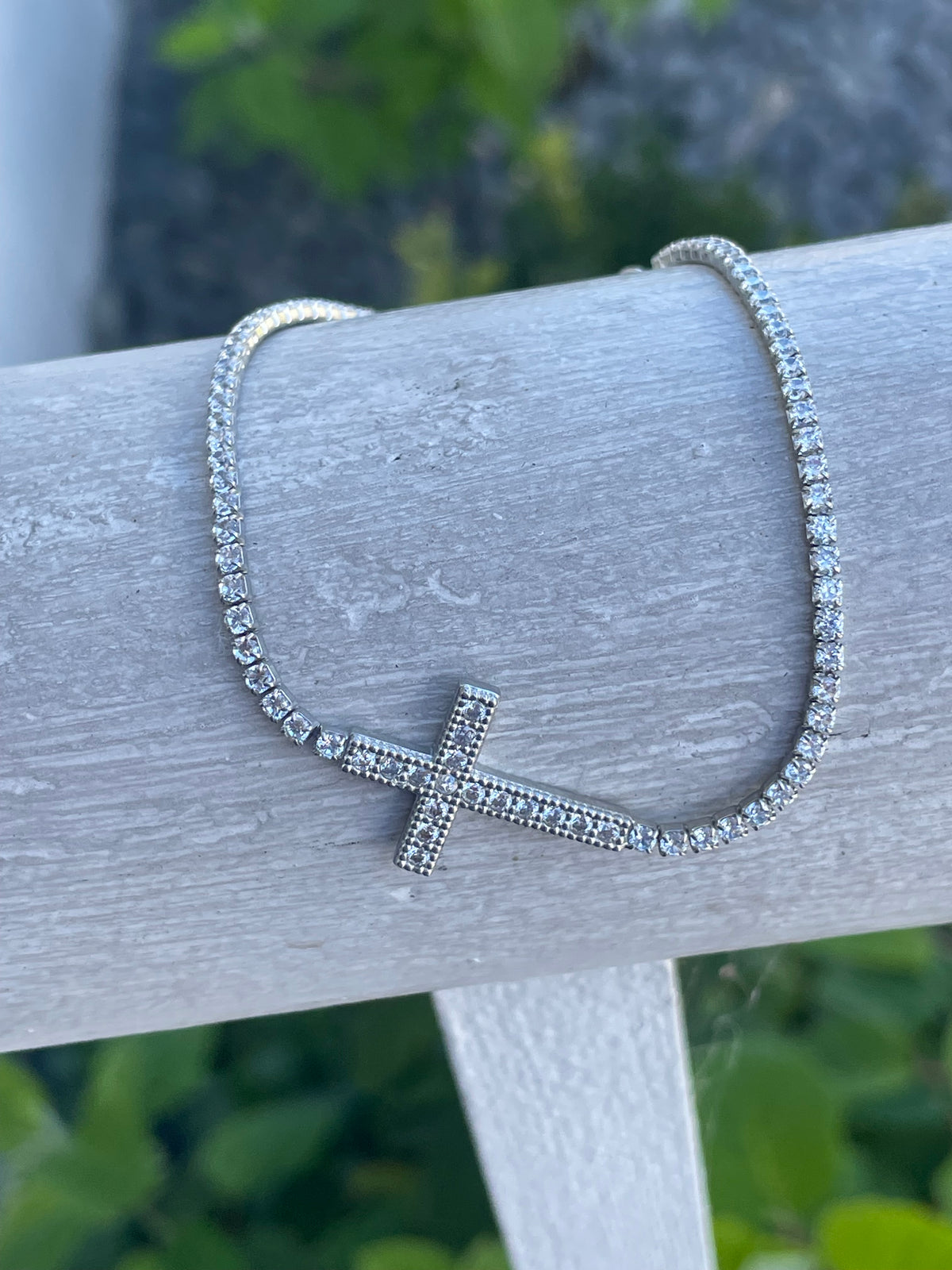 925 Sterling Silver Sparkling Clear Zirconia Cross Bracelet
