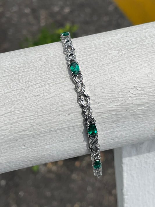 925 Sterling Silver Simulated Emerald Stone Tennis Bracelet 6.75”