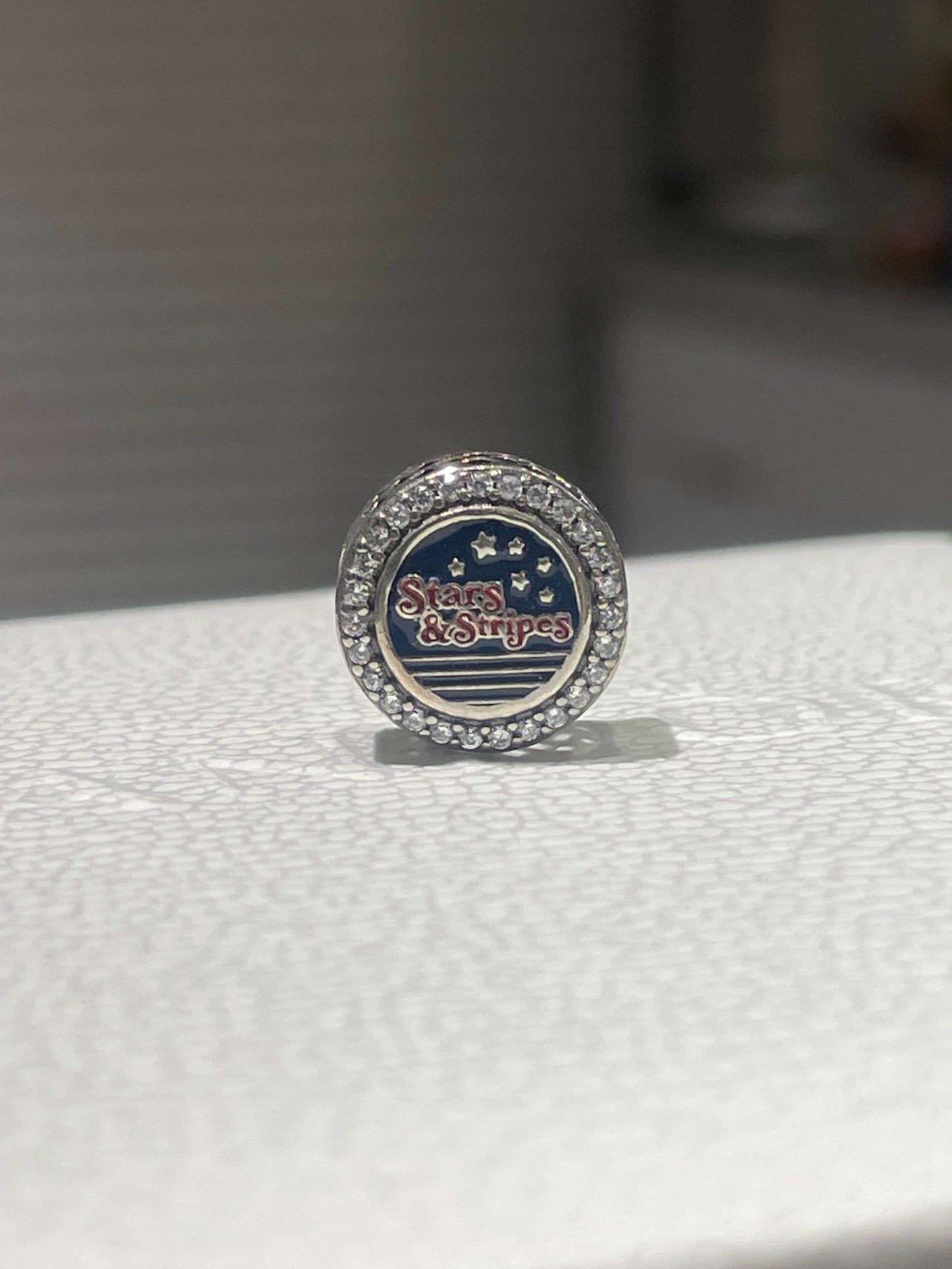 Pandora United States Exclusive Stars & Stripes Round Signet Charm