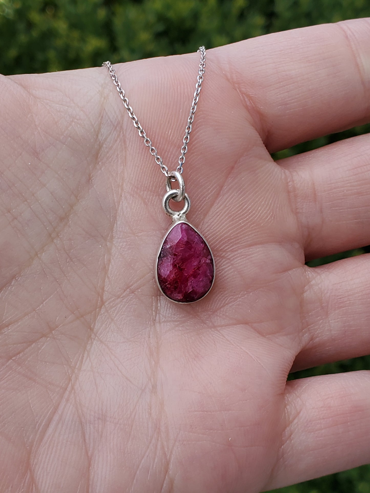 925 Sterling Silver 4ct Natural Opaque Ruby Teardrop Necklace