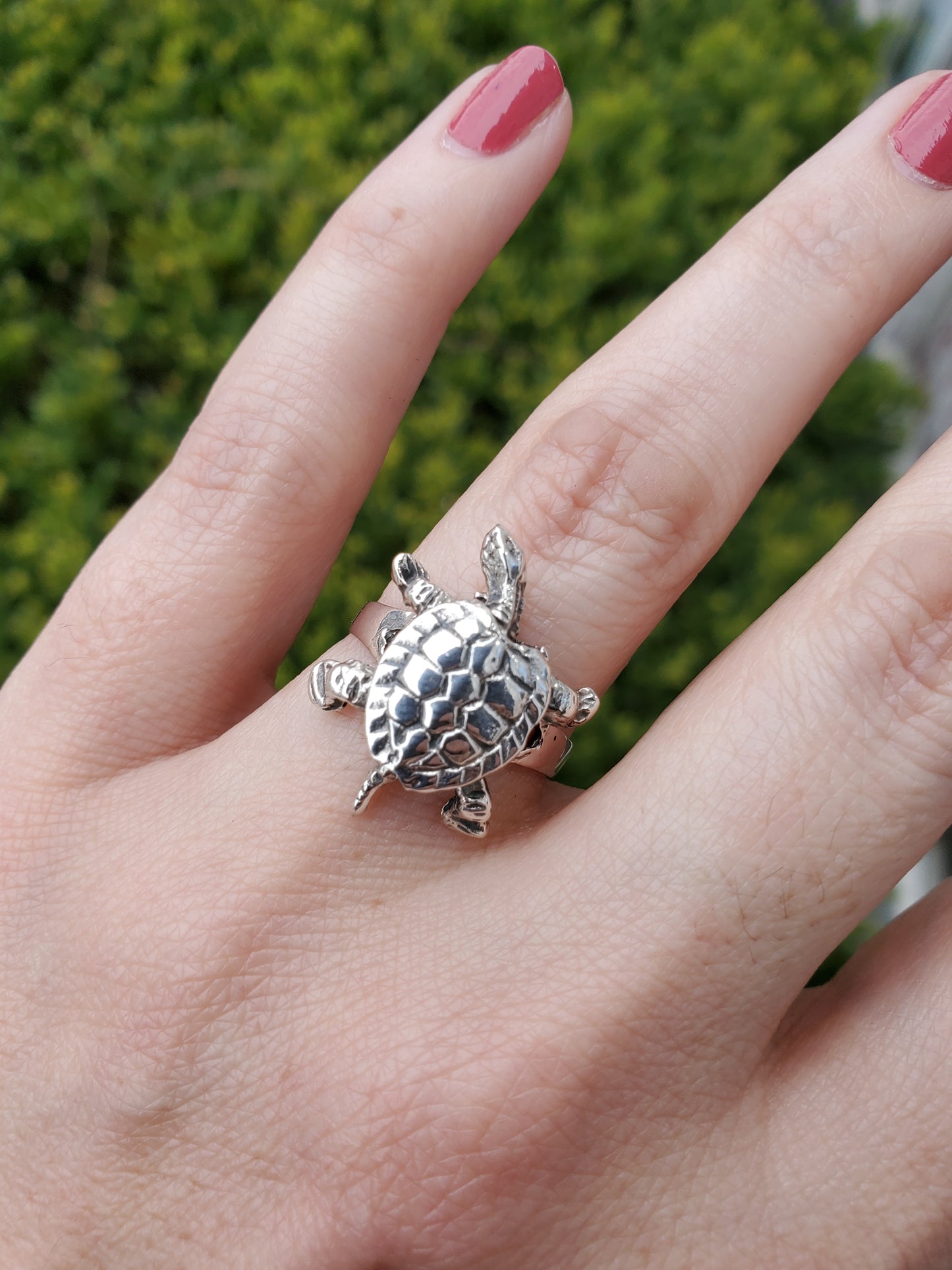 925 Sterling Silver Ladies Movable Turtle Ring