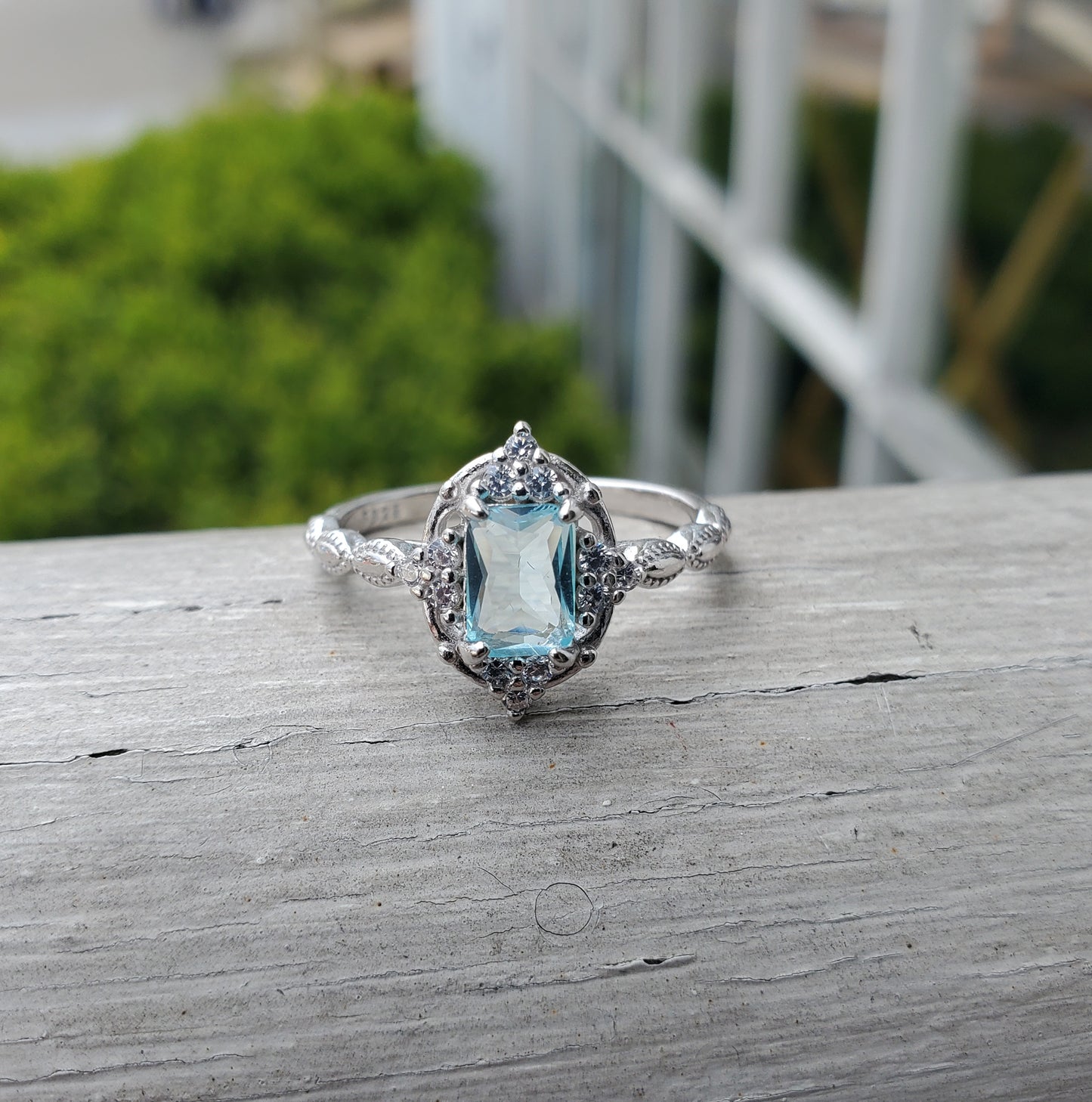 925 Sterling Silver Synthetic Aquamarine & Zirconia Ring