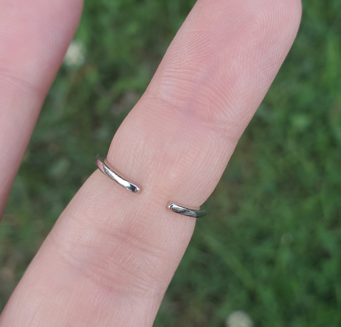 925 Sterling Silver Heart ❤️ Zirconia Adjustable Toe/ Mid-Finger Ring